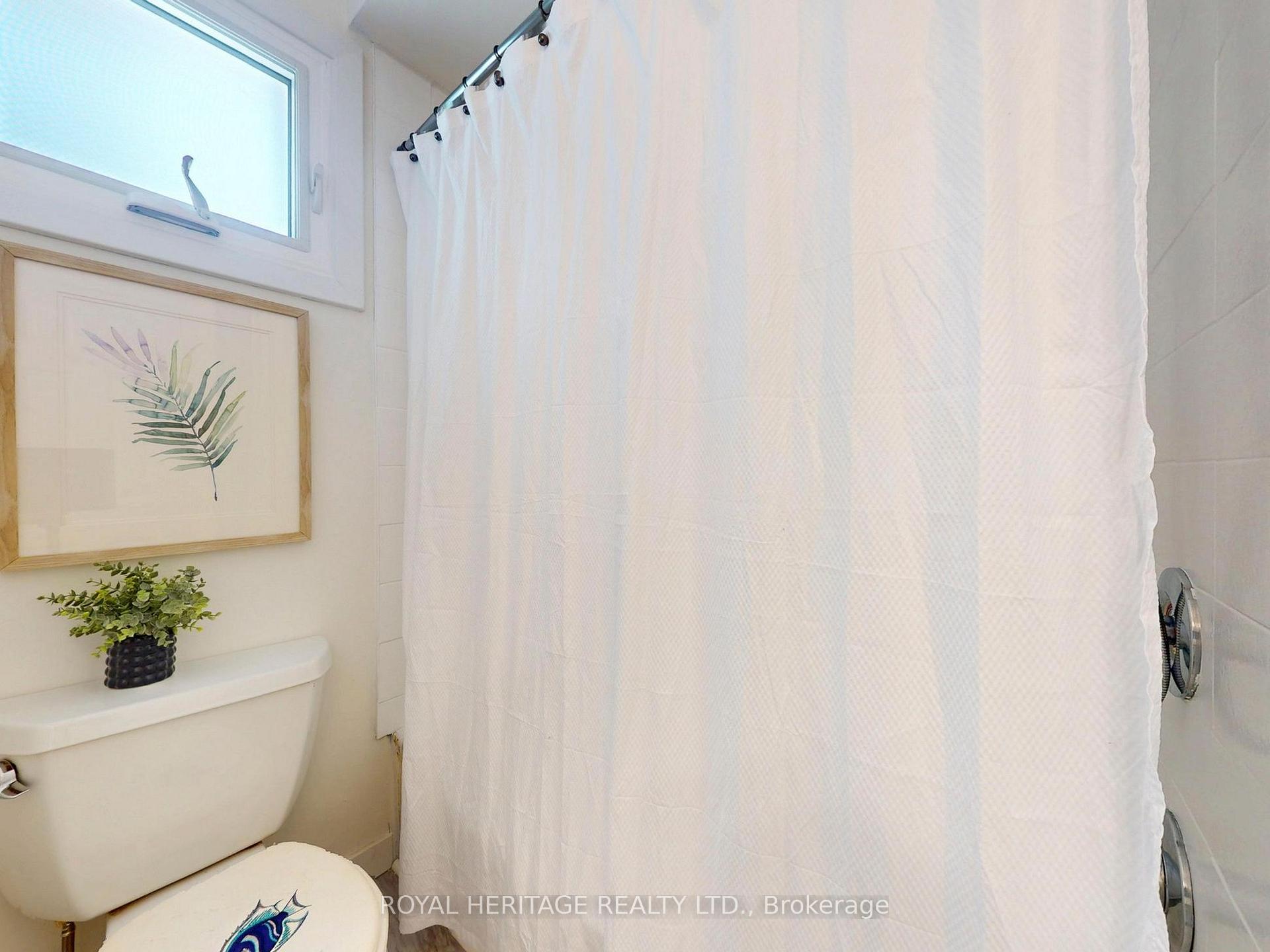 Photo 20 of 1002 McCullough Drive, Whitby, Downtown Whitby — HOMEH