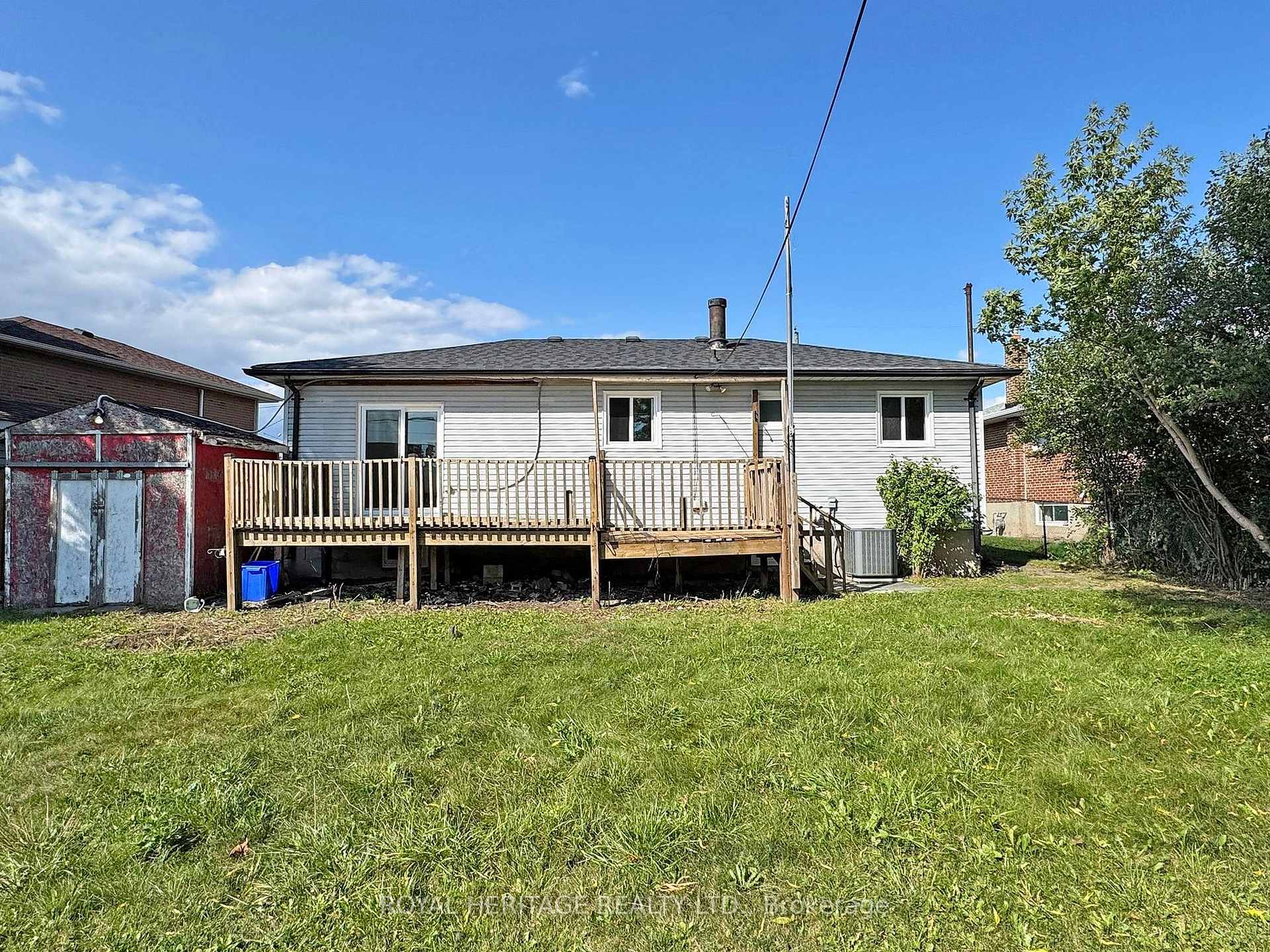 Photo 26 of 1002 McCullough Drive, Whitby, Downtown Whitby — HOMEH