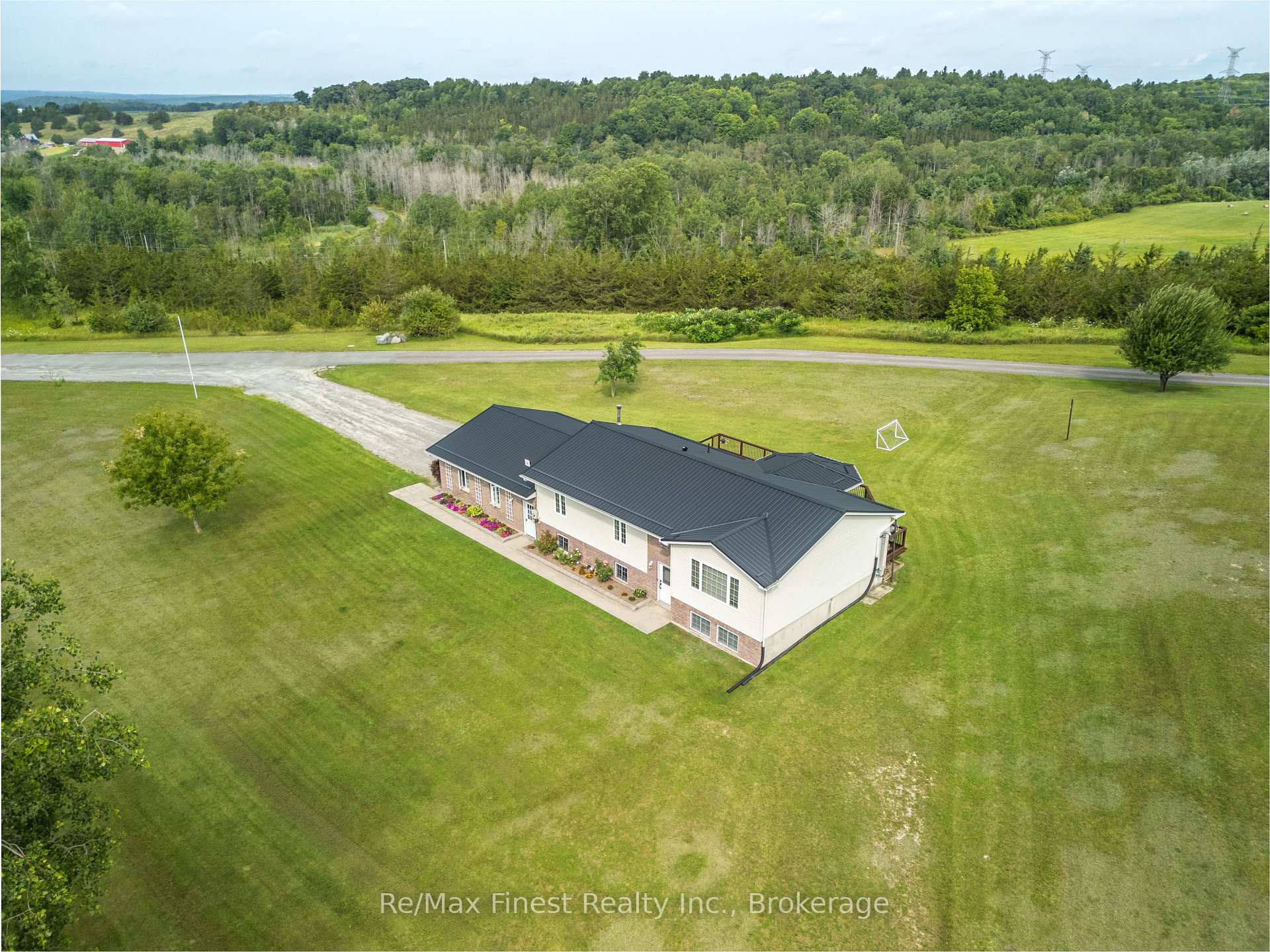 Photo 1 of Unit B, 140 Bonisteel Road, Quinte West, Sidney Ward — HOMEH