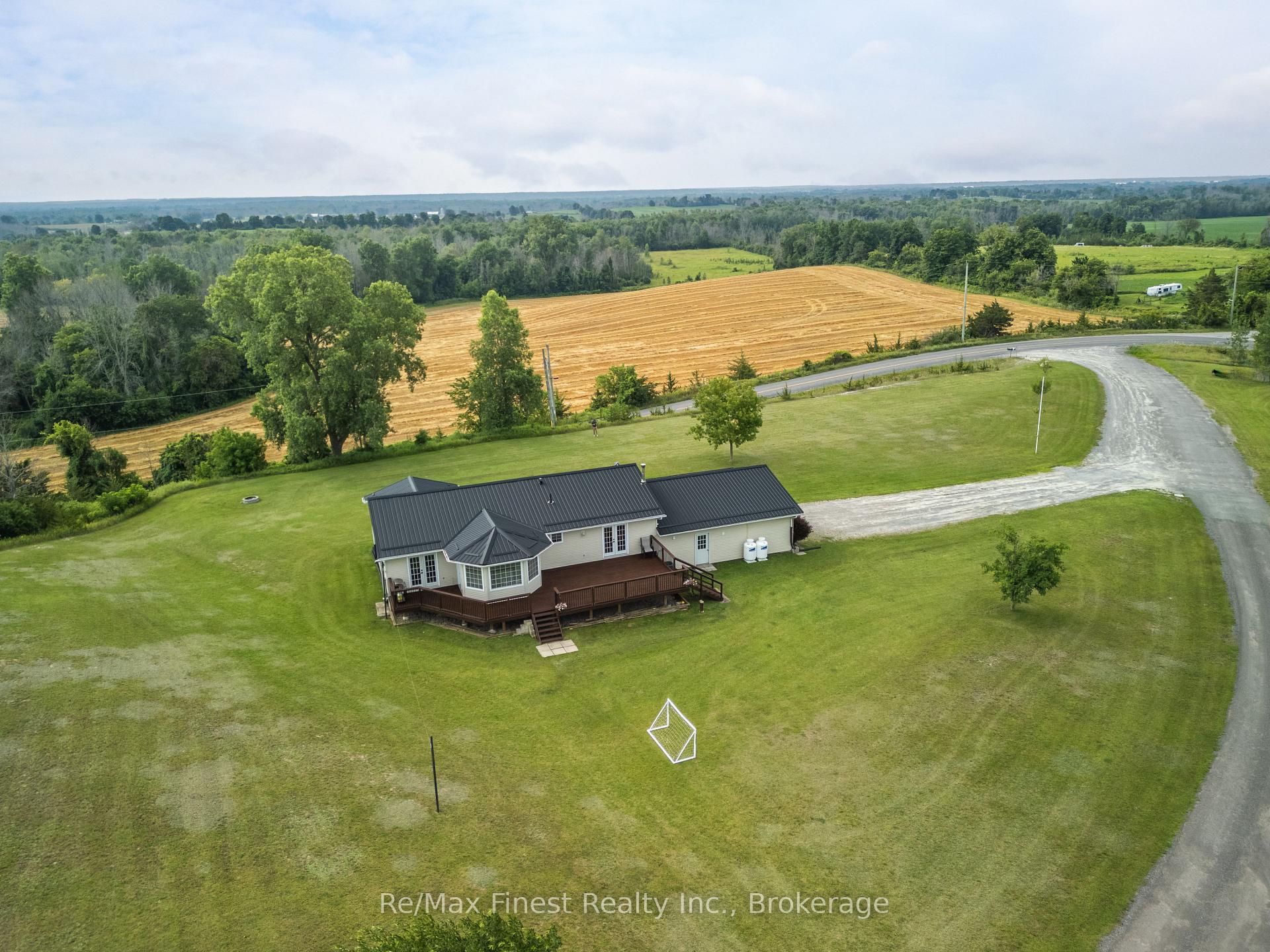 Photo 9 of Unit B, 140 Bonisteel Road, Quinte West, Sidney Ward — HOMEH