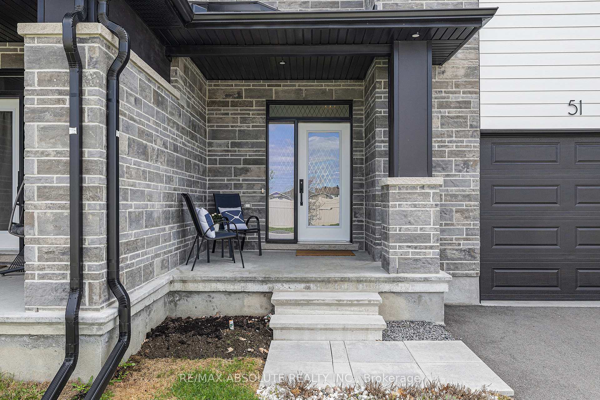 Photo 2 of 51 Mac Beattie Drive, Arnprior — HOMEH
