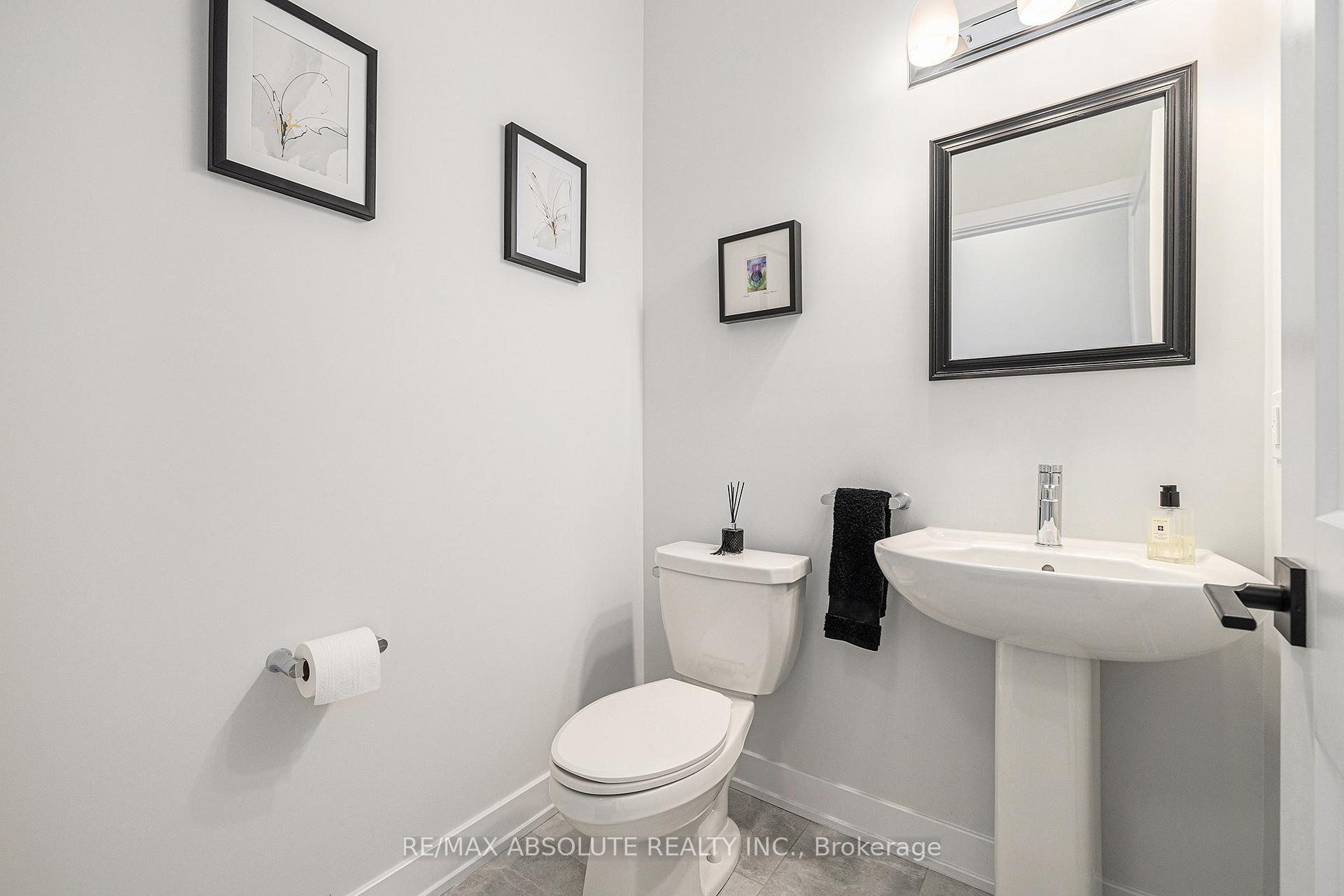 Photo 4 of 51 Mac Beattie Drive, Arnprior — HOMEH