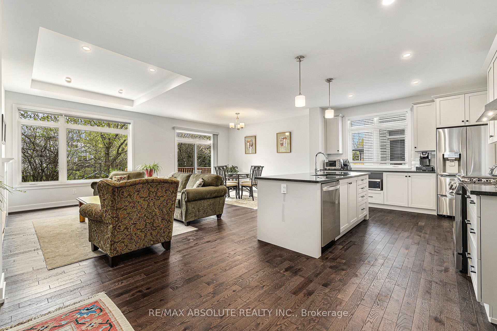 Photo 8 of 51 Mac Beattie Drive, Arnprior — HOMEH