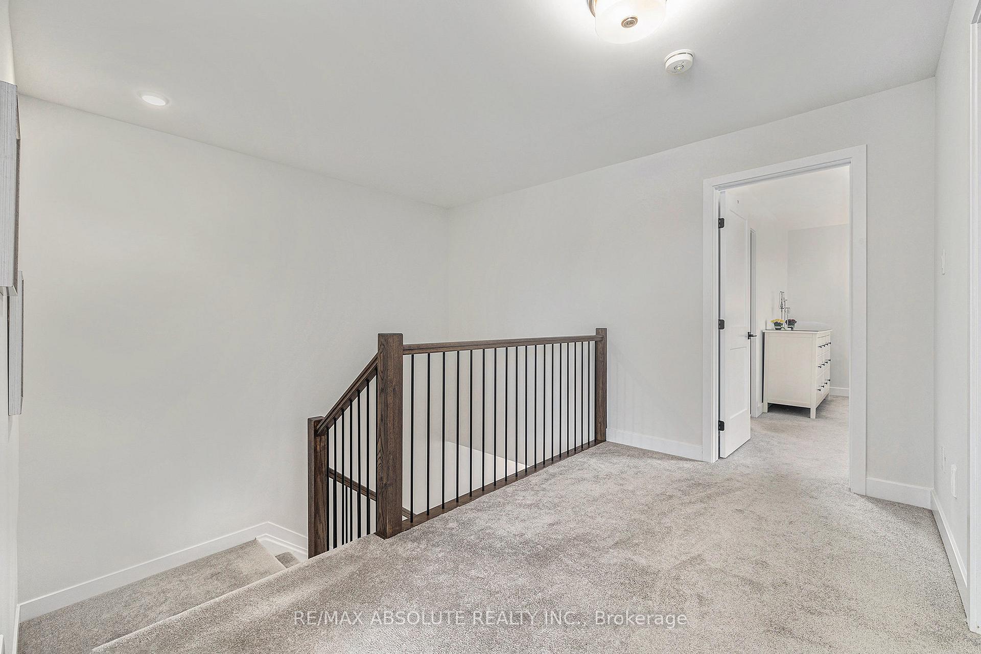 Photo 17 of 51 Mac Beattie Drive, Arnprior — HOMEH