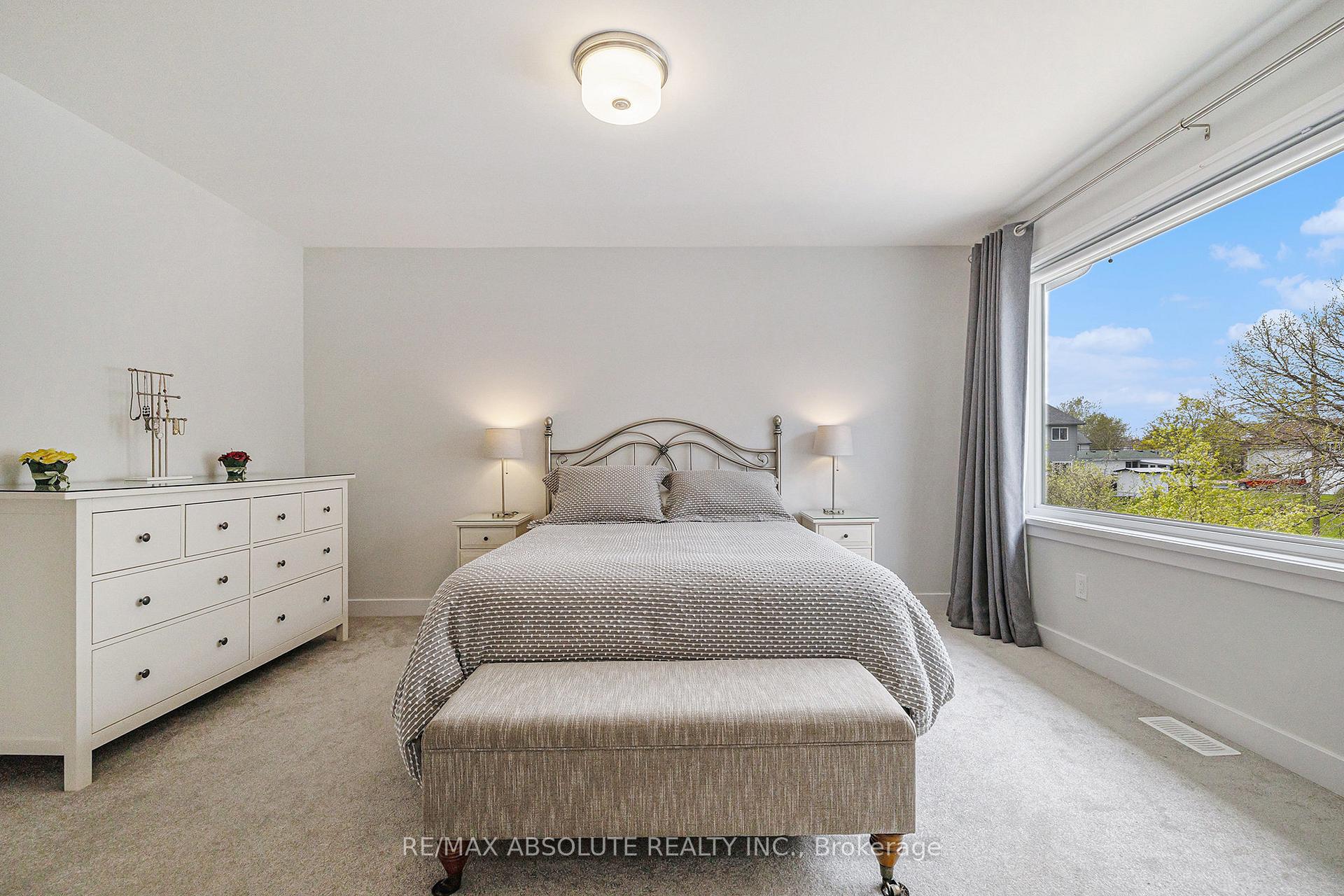 Photo 20 of 51 Mac Beattie Drive, Arnprior — HOMEH