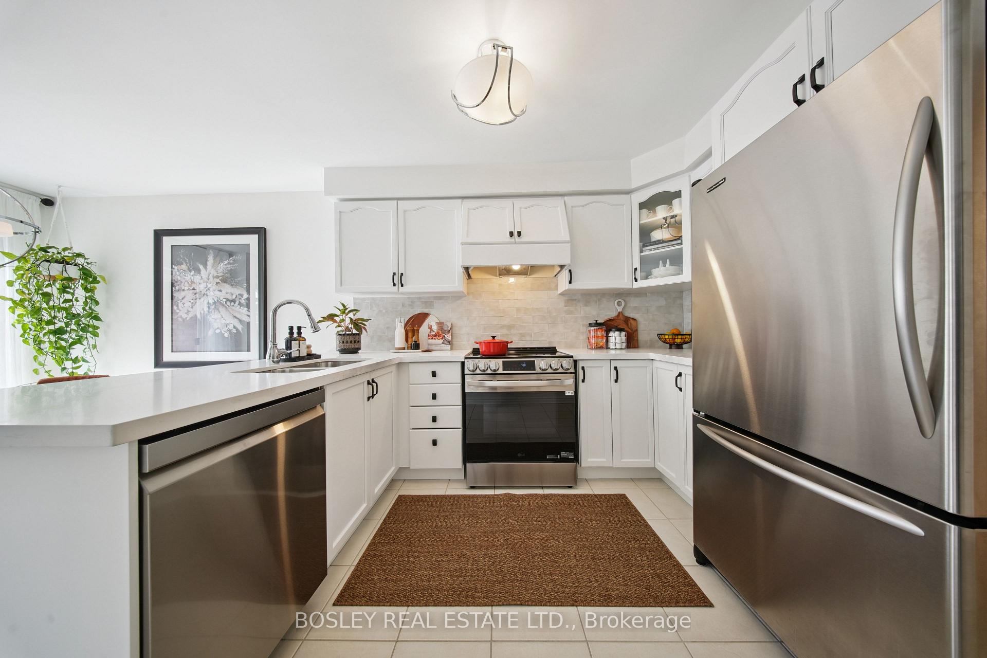 Photo 17 of 71 Samandria Avenue, Whitby, Taunton North — HOMEH