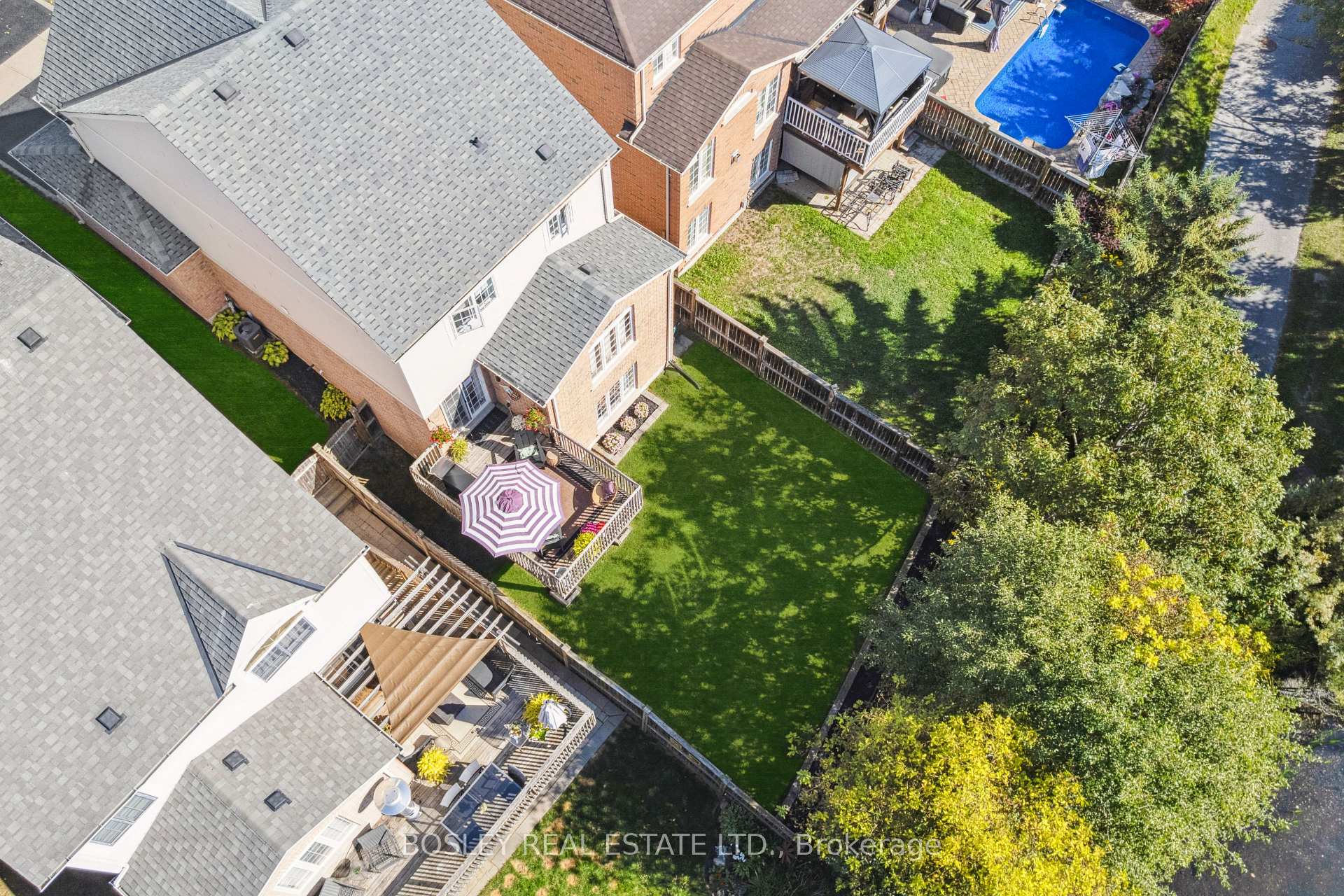 Photo 23 of 71 Samandria Avenue, Whitby, Taunton North — HOMEH