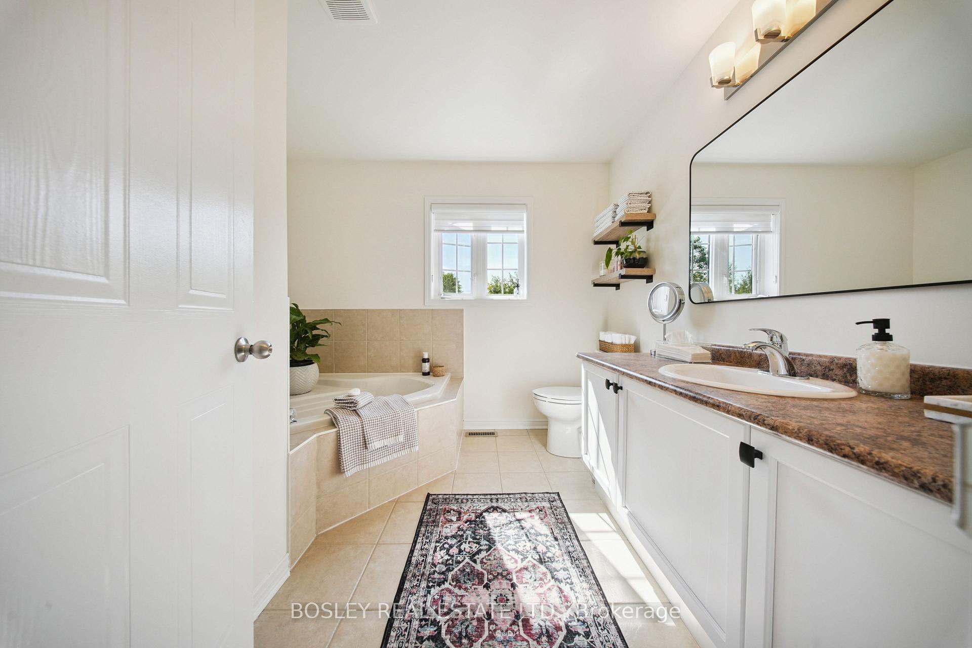 Photo 36 of 71 Samandria Avenue, Whitby, Taunton North — HOMEH