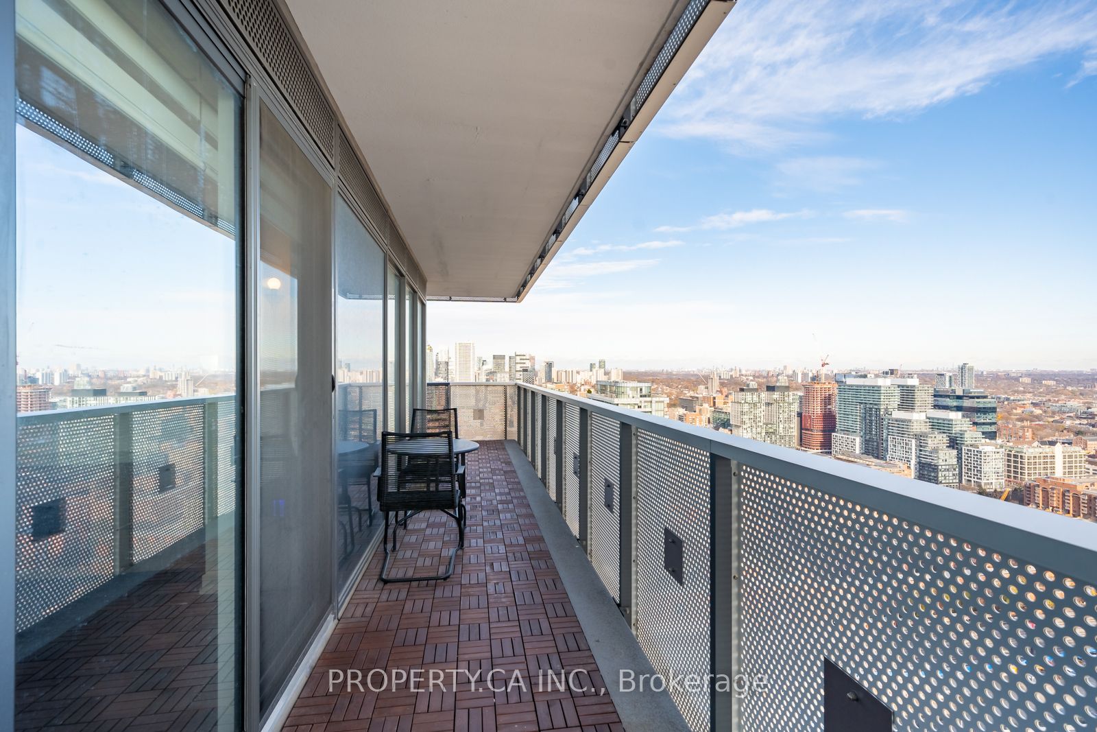 Photo 58 of Unit 4203, 138 Downes Street, Toronto, Waterfront Communities — HOMEH