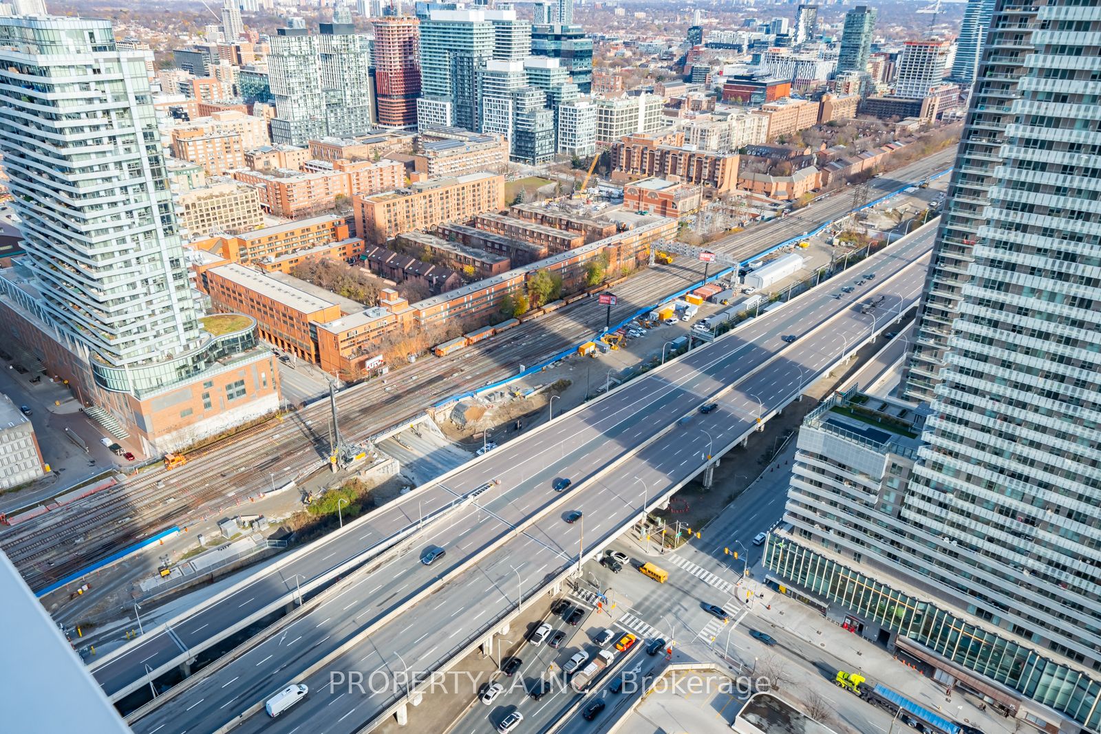 Photo 54 of Unit 4203, 138 Downes Street, Toronto, Waterfront Communities — HOMEH