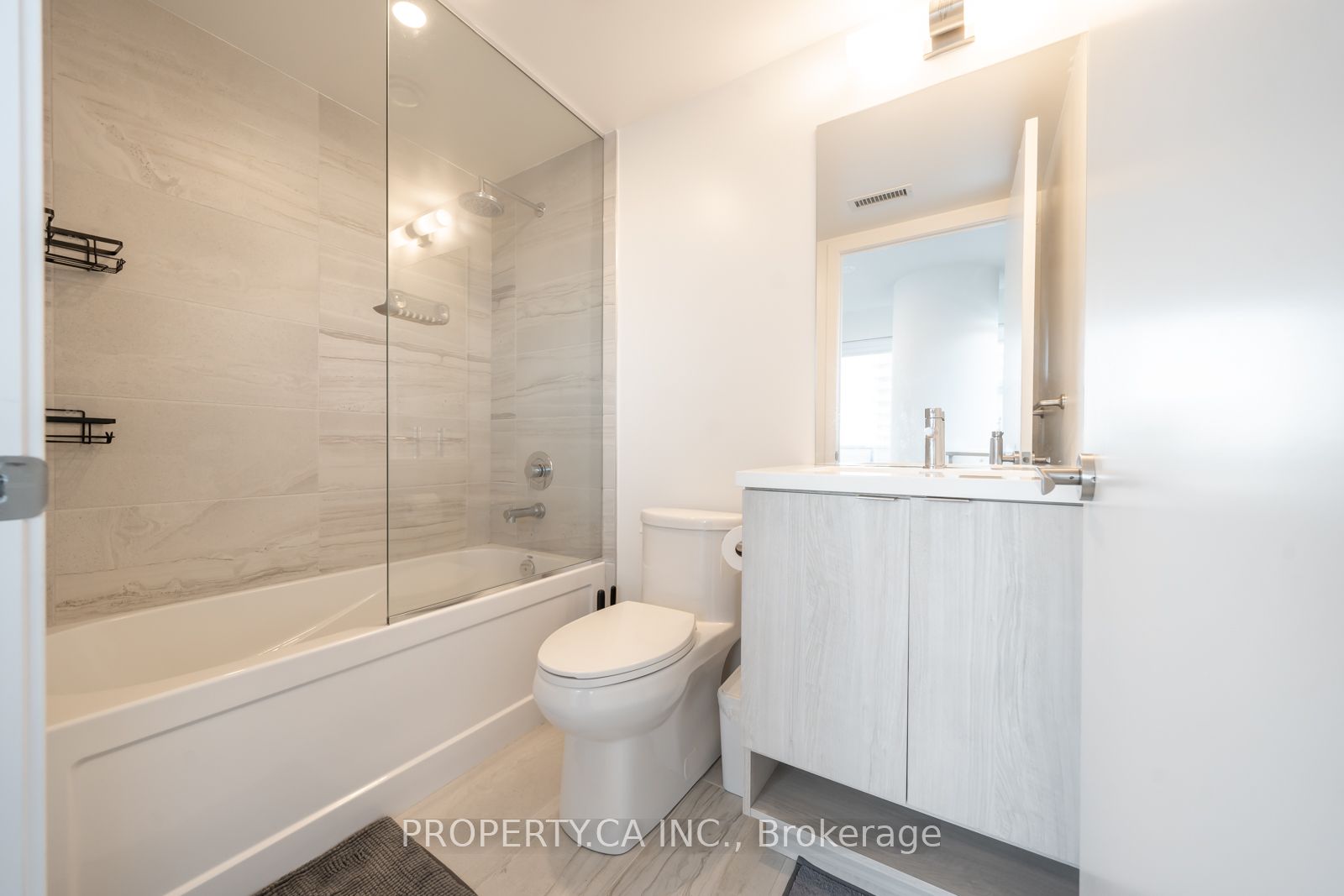 Photo 48 of Unit 4203, 138 Downes Street, Toronto, Waterfront Communities — HOMEH