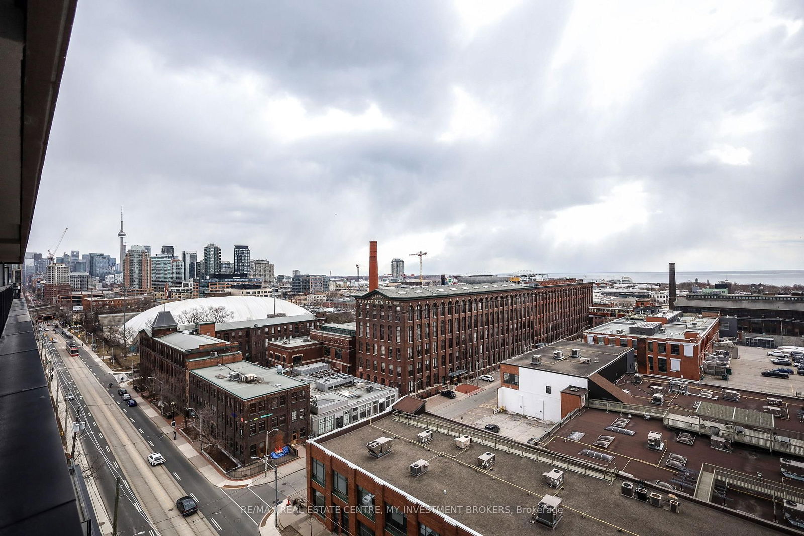 Photo 5 of Unit 915, 285 Dufferin St, Toronto, South Parkdale — HOMEH