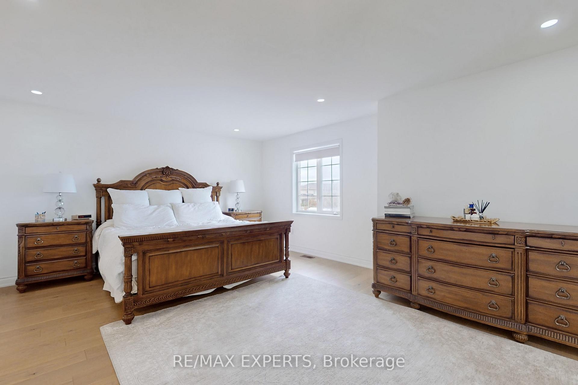 Photo 11 of Unit Main, 176 Kale Crescent, Vaughan, Maple — HOMEH