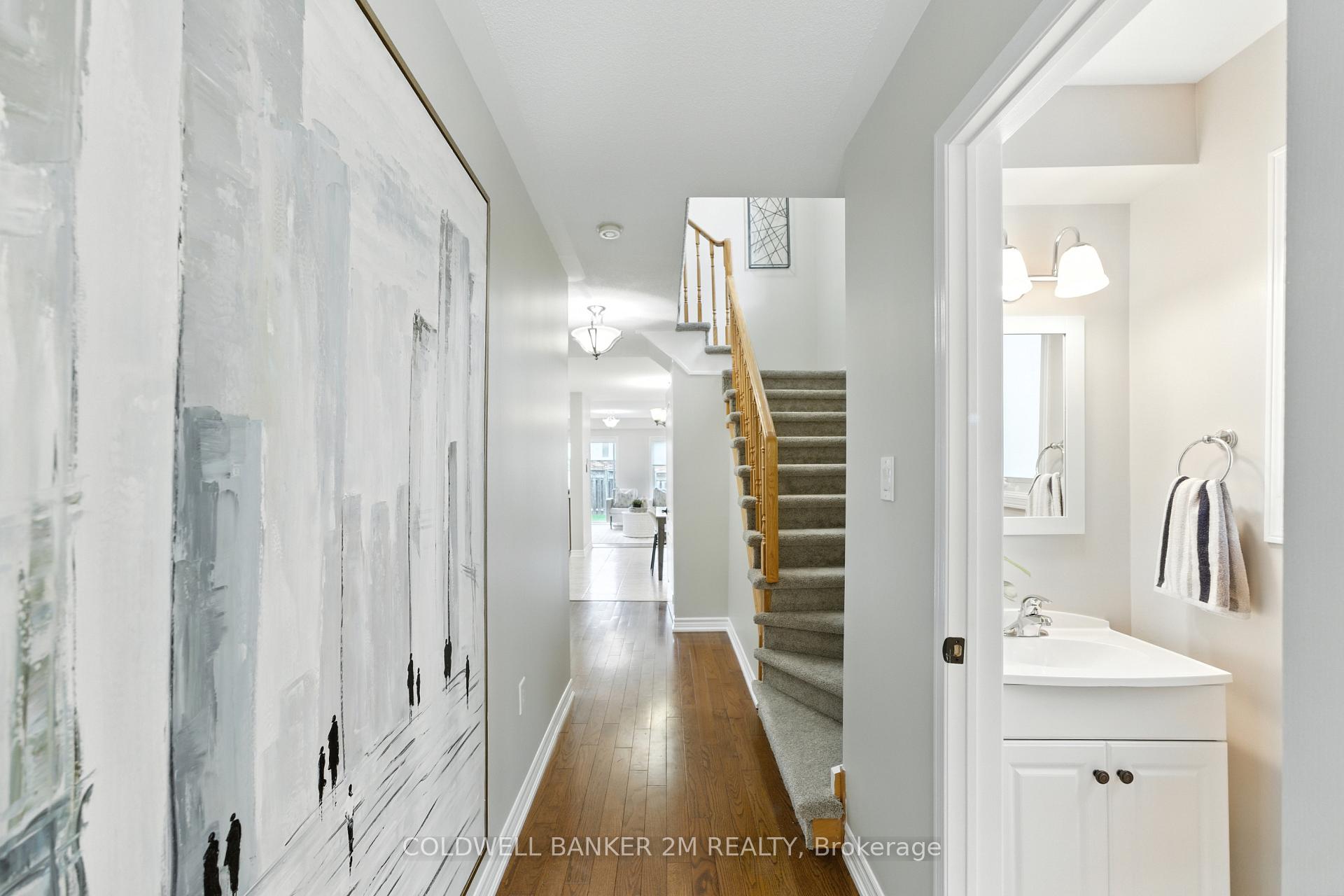 Photo 5 of 49 Neill Avenue, Whitby, Rolling Acres — HOMEH