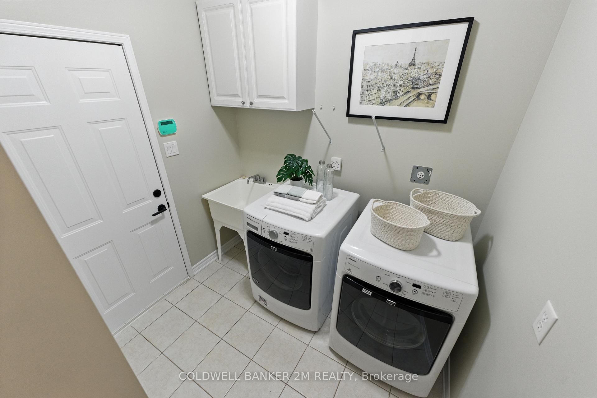 Photo 14 of 49 Neill Avenue, Whitby, Rolling Acres — HOMEH