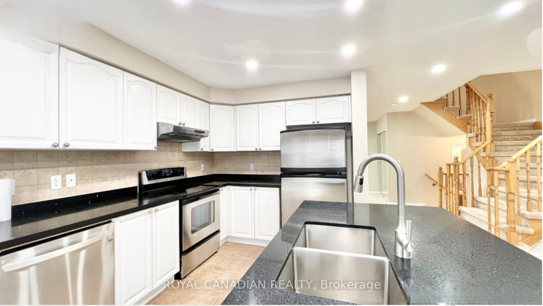 Photo 6 of 17 Presley Crescent, Whitby, Williamsburg — HOMEH