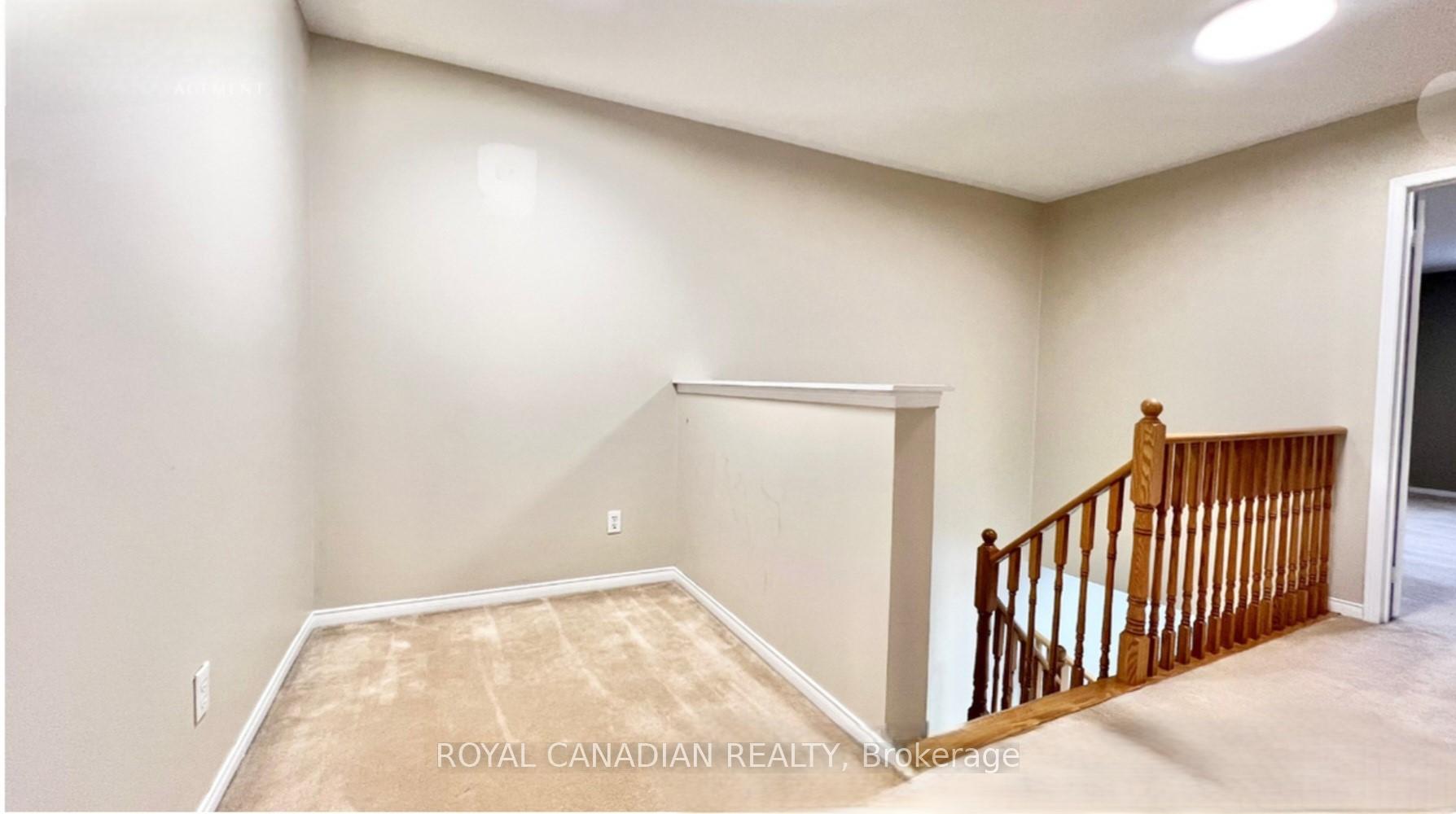 Photo 15 of 17 Presley Crescent, Whitby, Williamsburg — HOMEH