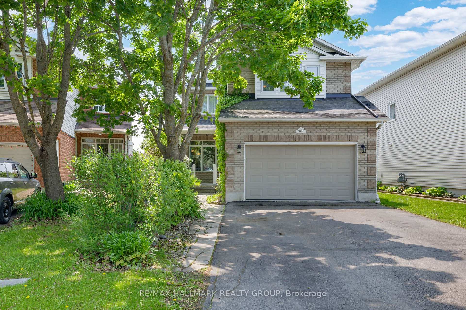 Photo 4 of 4136 Wolfe Point Way, Ottawa, Riverside South/Gloucester Glen — HOMEH