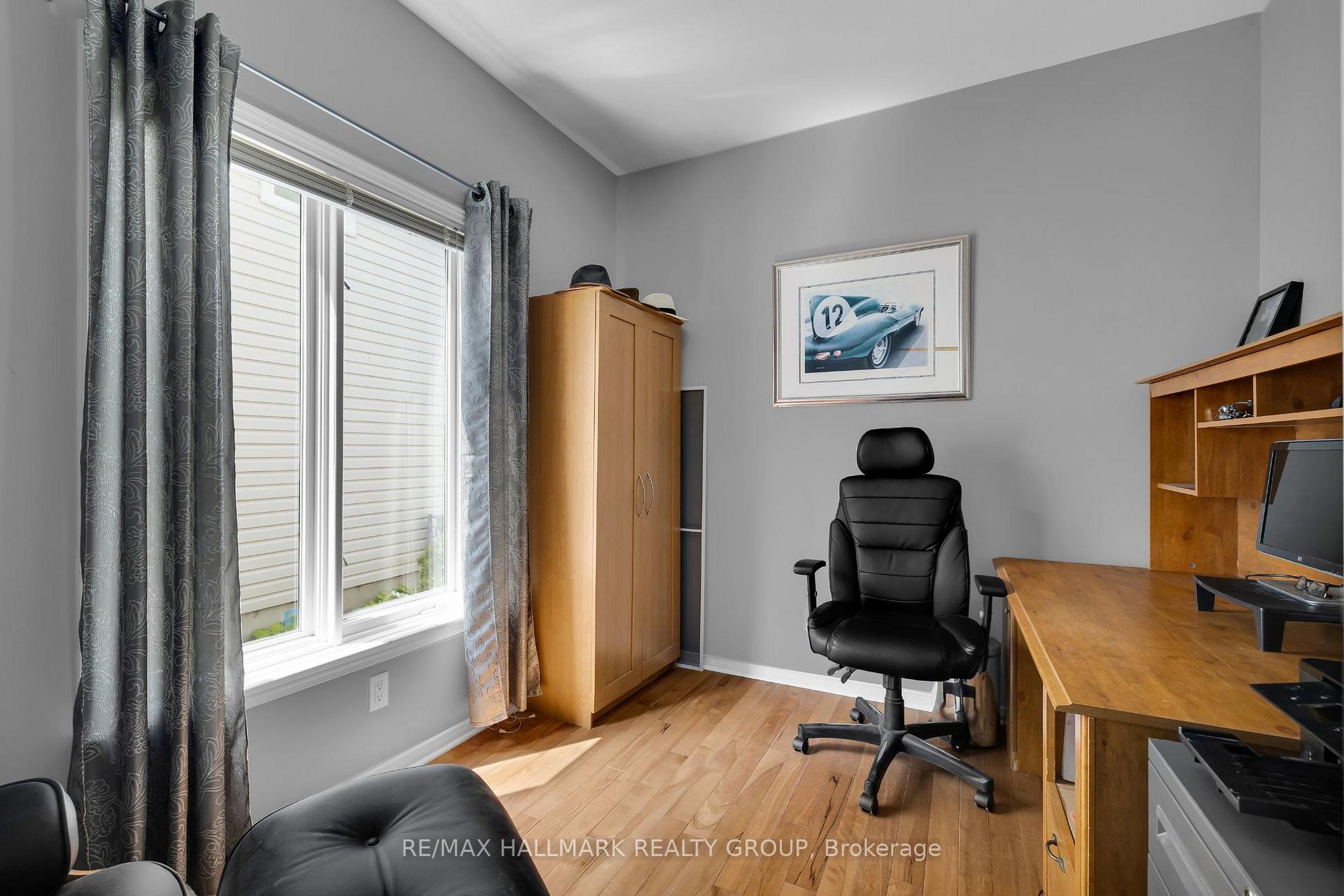 Photo 6 of 4136 Wolfe Point Way, Ottawa, Riverside South/Gloucester Glen — HOMEH