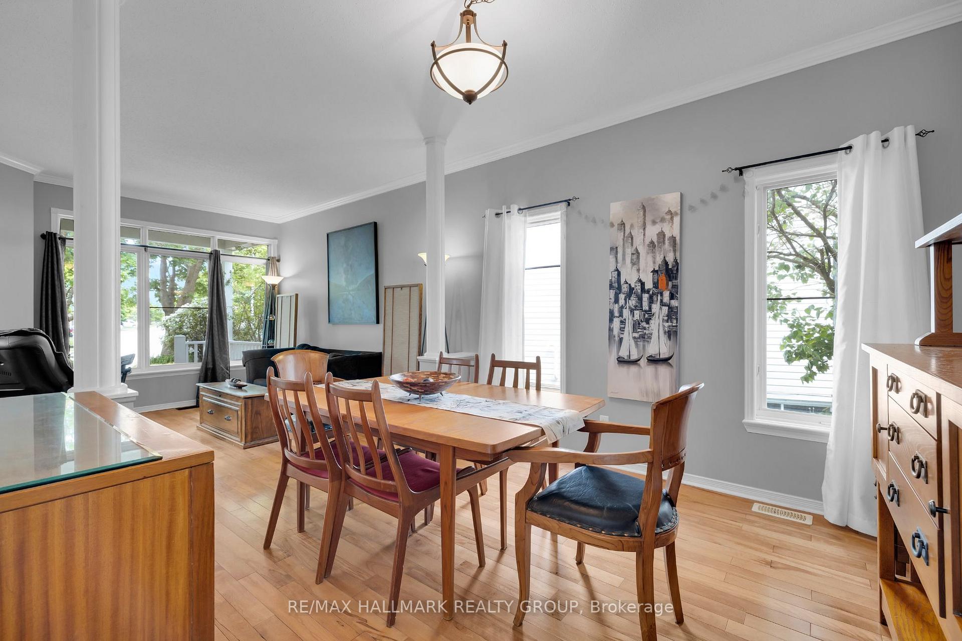 Photo 9 of 4136 Wolfe Point Way, Ottawa, Riverside South/Gloucester Glen — HOMEH