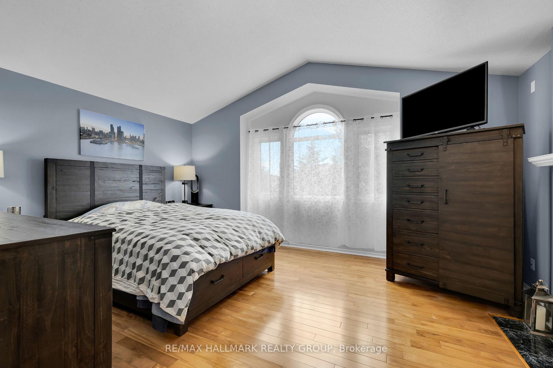 Photo 20 of 4136 Wolfe Point Way, Ottawa, Riverside South/Gloucester Glen — HOMEH