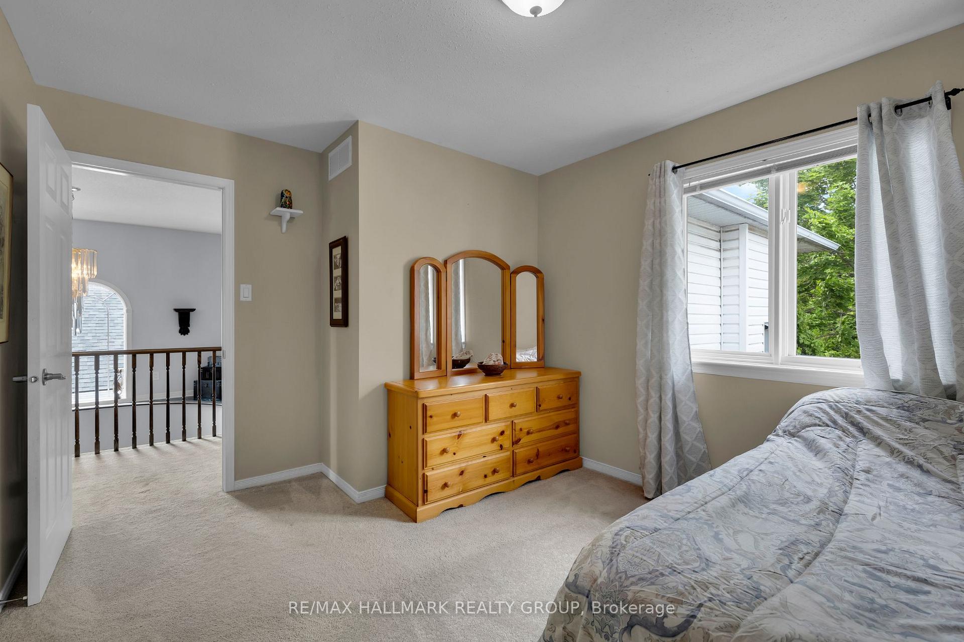 Photo 28 of 4136 Wolfe Point Way, Ottawa, Riverside South/Gloucester Glen — HOMEH