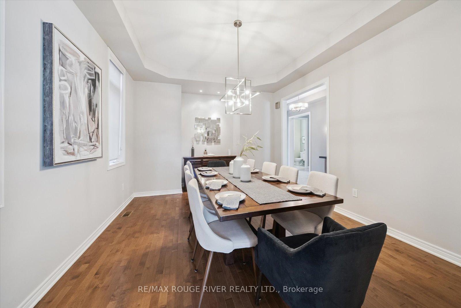 Photo 9 of 47 Montana Crescent, Whitby, Brooklin — HOMEH