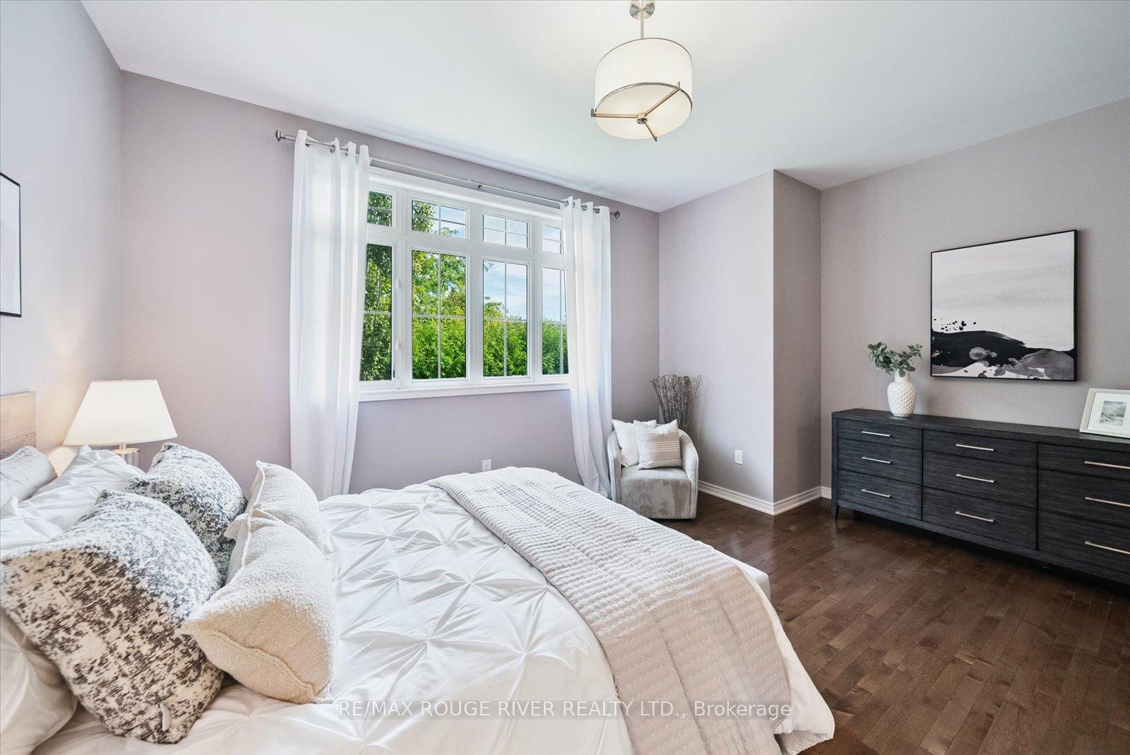 Photo 19 of 47 Montana Crescent, Whitby, Brooklin — HOMEH