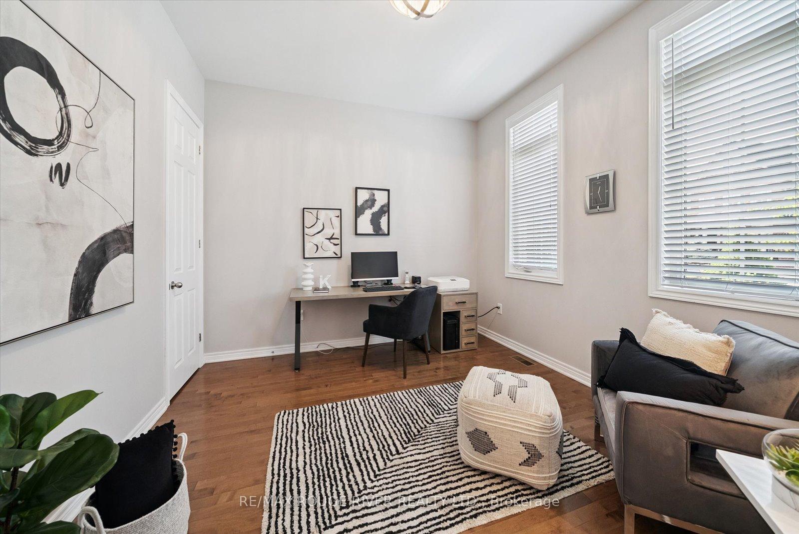 Photo 24 of 47 Montana Crescent, Whitby, Brooklin — HOMEH