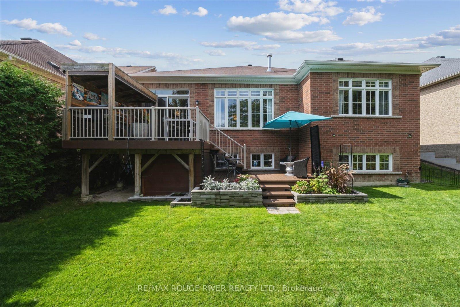 Photo 41 of 47 Montana Crescent, Whitby, Brooklin — HOMEH