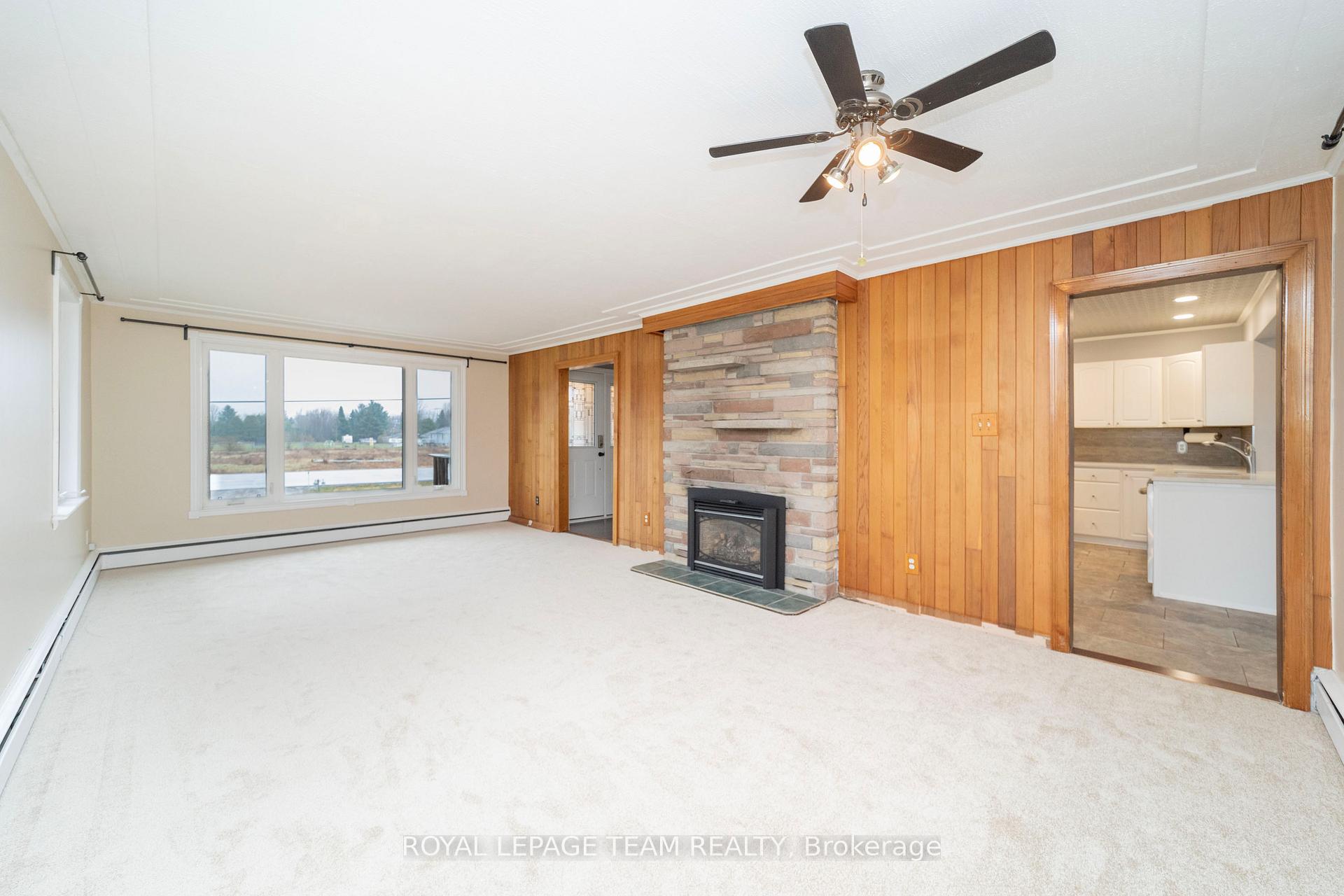 Photo 5 of 1080 Perth Road N, Beckwith, Beckwith Twp — HOMEH