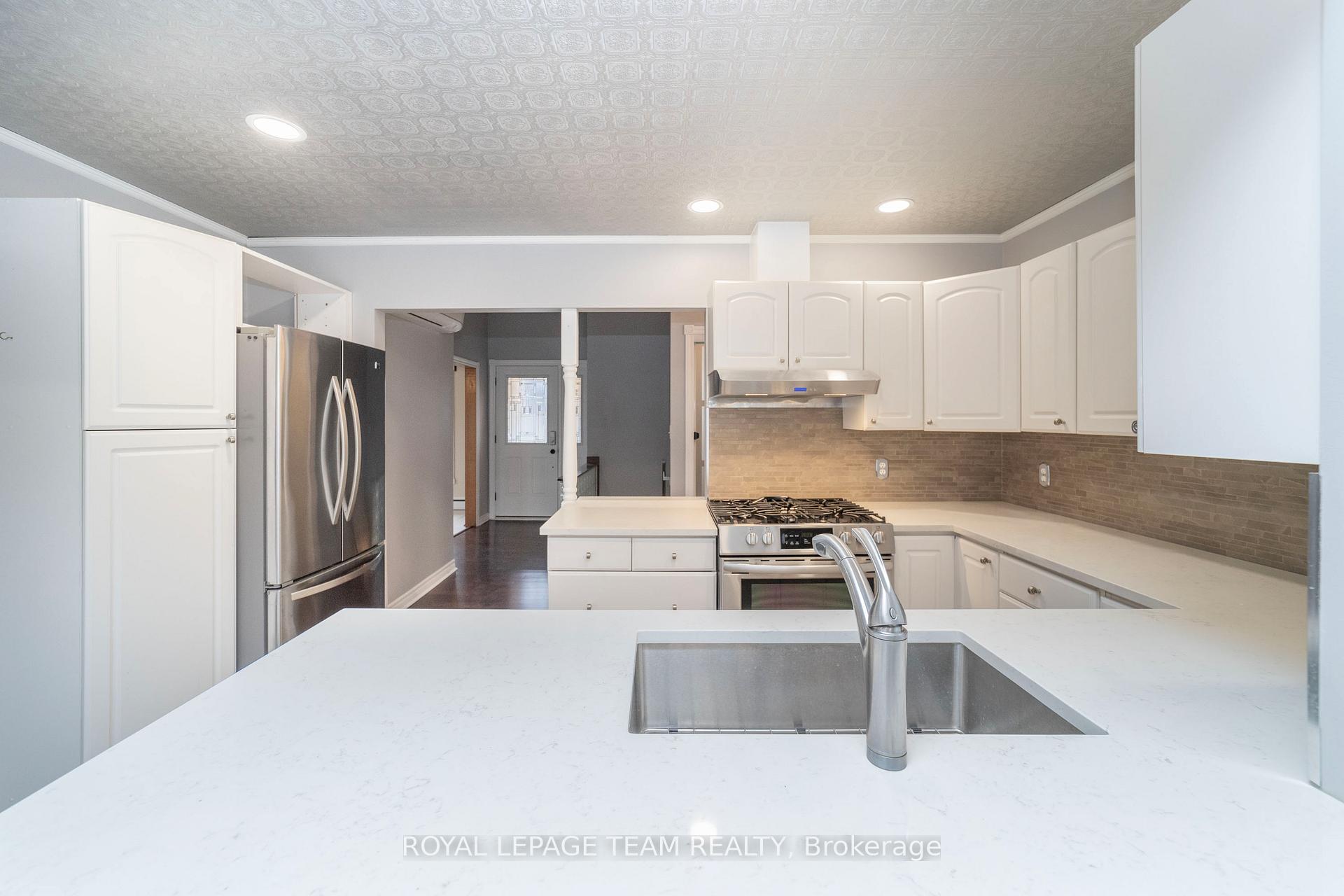 Photo 12 of 1080 Perth Road N, Beckwith, Beckwith Twp — HOMEH