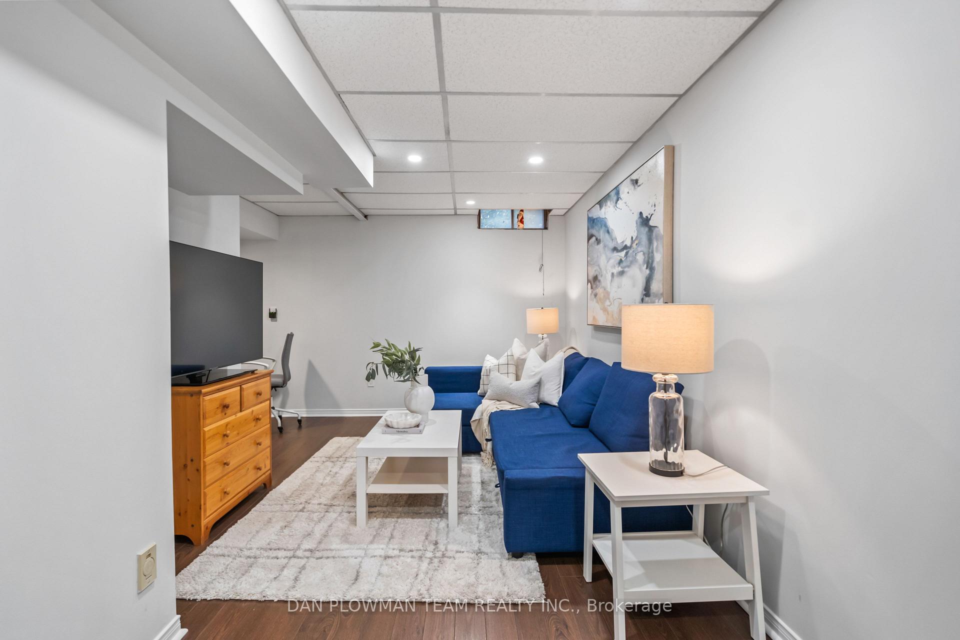 Photo 23 of 39 Dorvis Drive, Whitby, Blue Grass Meadows — HOMEH