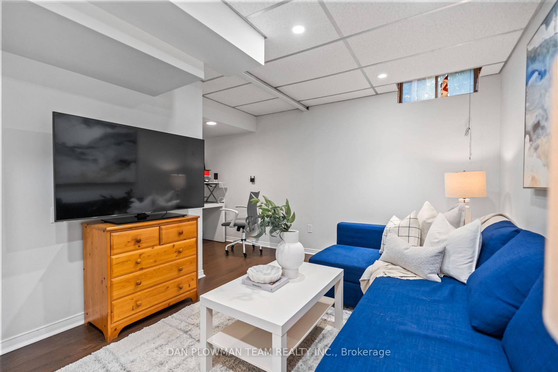 Photo 24 of 39 Dorvis Drive, Whitby, Blue Grass Meadows — HOMEH