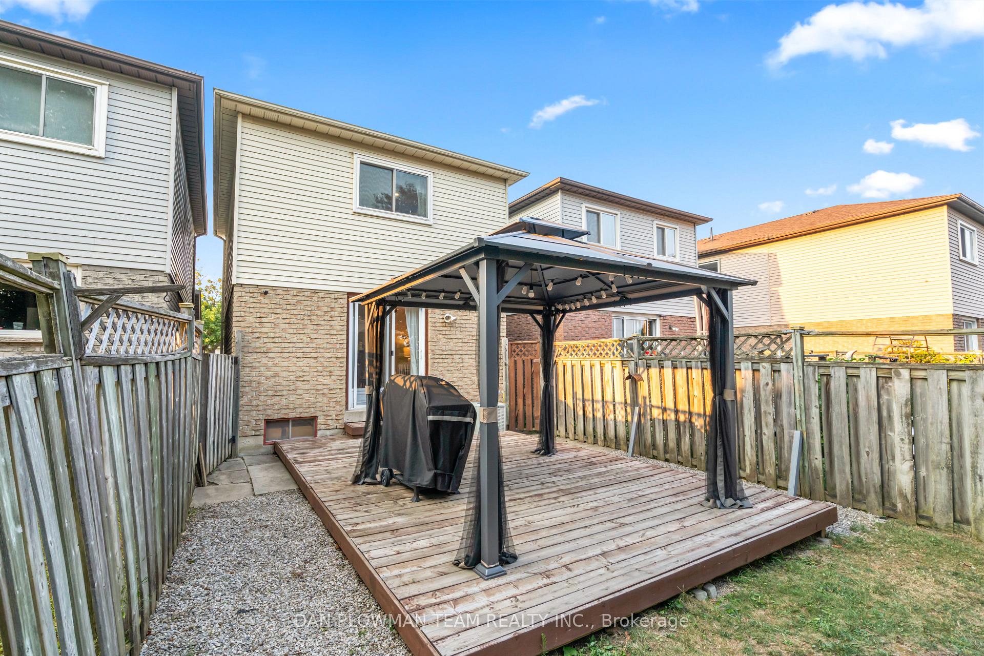 Photo 30 of 39 Dorvis Drive, Whitby, Blue Grass Meadows — HOMEH