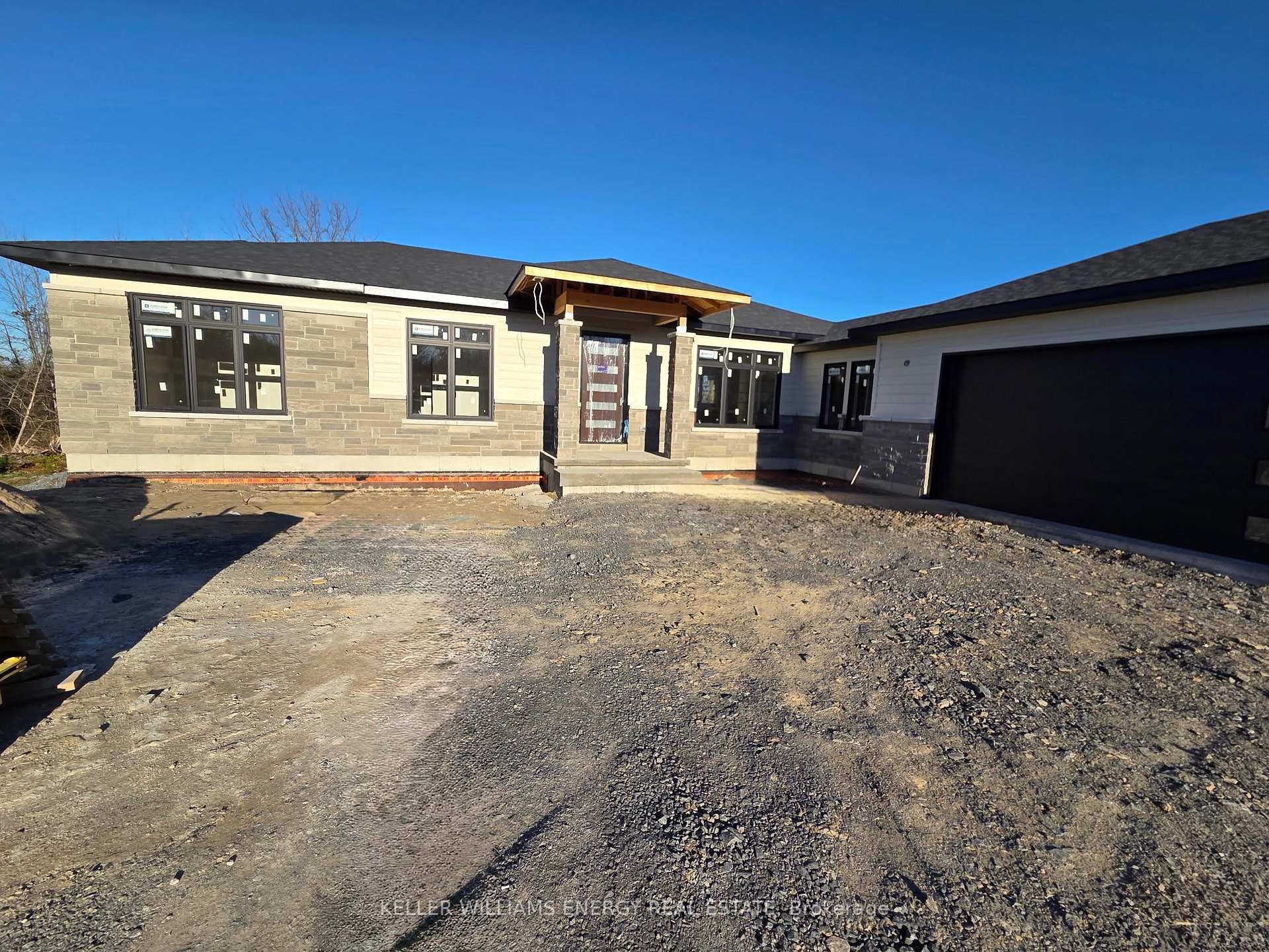 Photo 2 of 634 County Road 28, Prince Edward County, Ameliasburg Ward — HOMEH