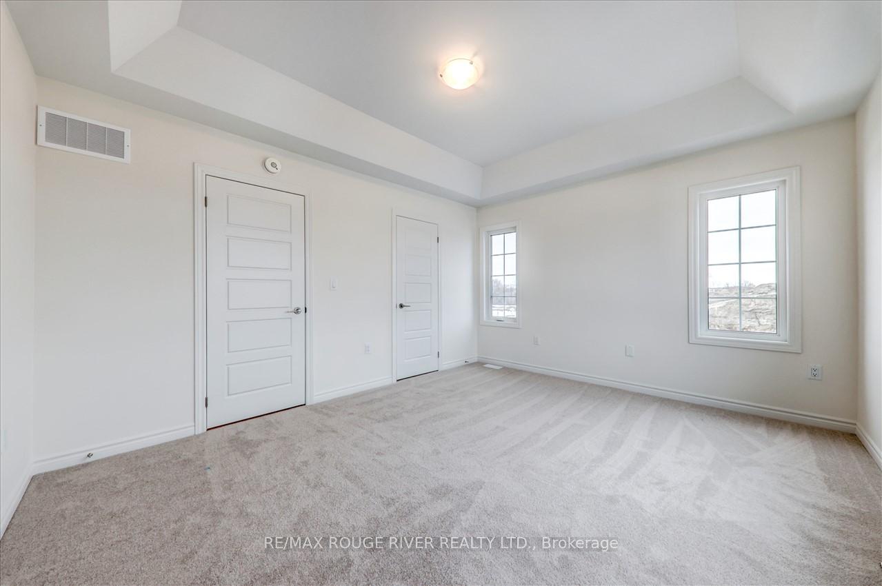 Photo 23 of 39 Floodgate Road, Whitby, Rural Whitby — HOMEH