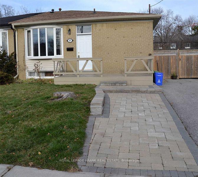 Photo 2 of Unit Upper, 207 Rosedale Drive, Whitby, Downtown Whitby — HOMEH