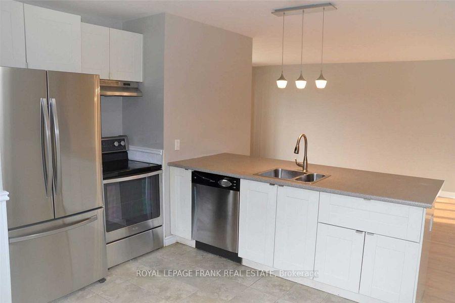Photo 5 of Unit Upper, 207 Rosedale Drive, Whitby, Downtown Whitby — HOMEH