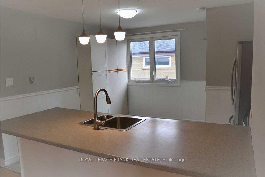 Photo 6 of Unit Upper, 207 Rosedale Drive, Whitby, Downtown Whitby — HOMEH
