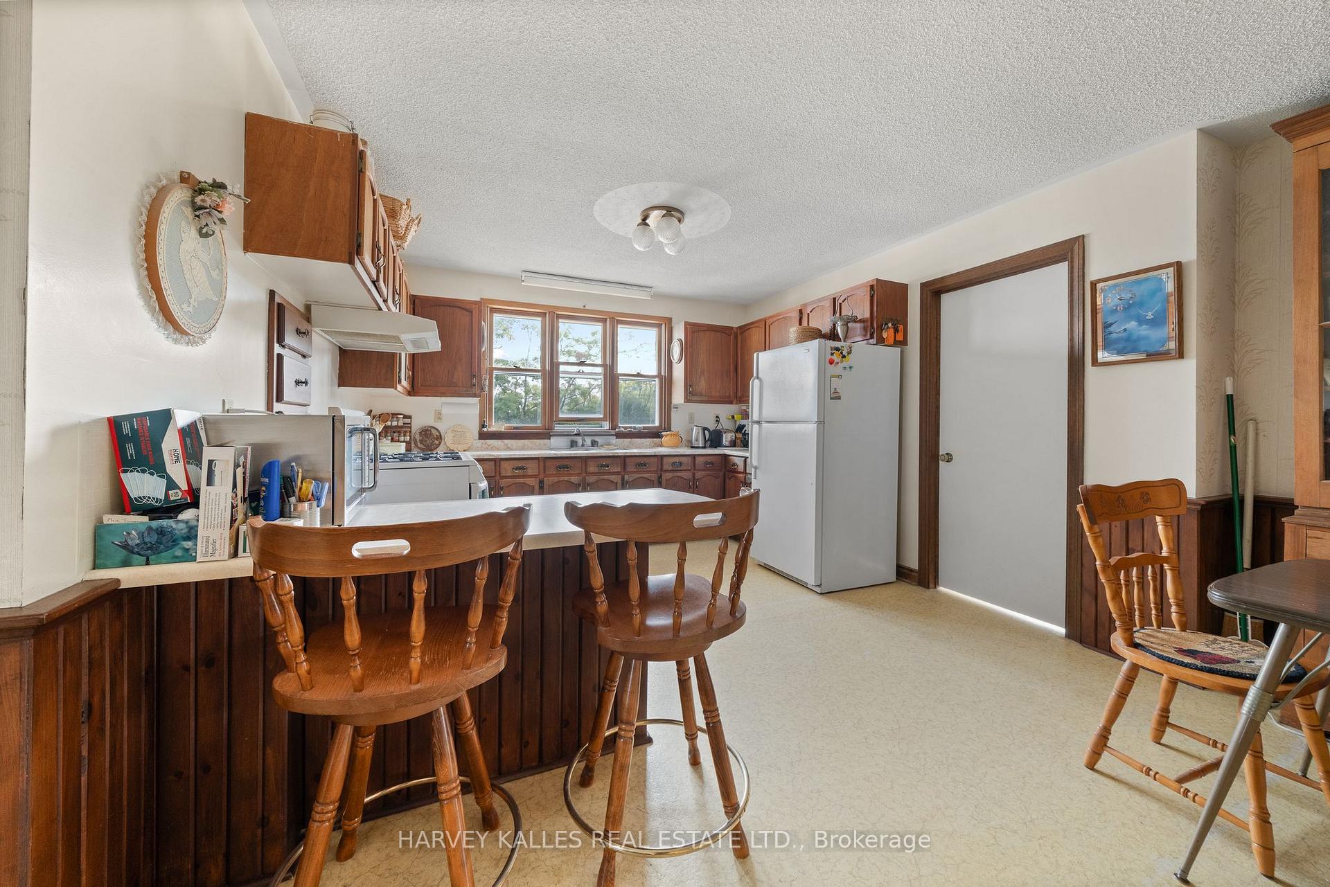 Photo 15 of 130 Easterbrook Road, Prince Edward County, Athol Ward — HOMEH