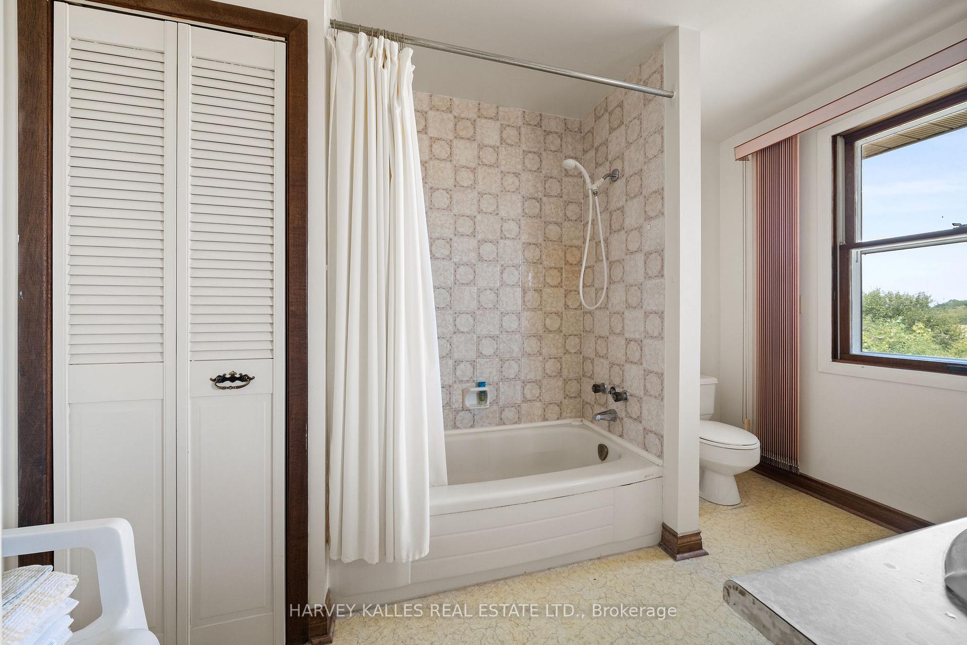 Photo 25 of 130 Easterbrook Road, Prince Edward County, Athol Ward — HOMEH