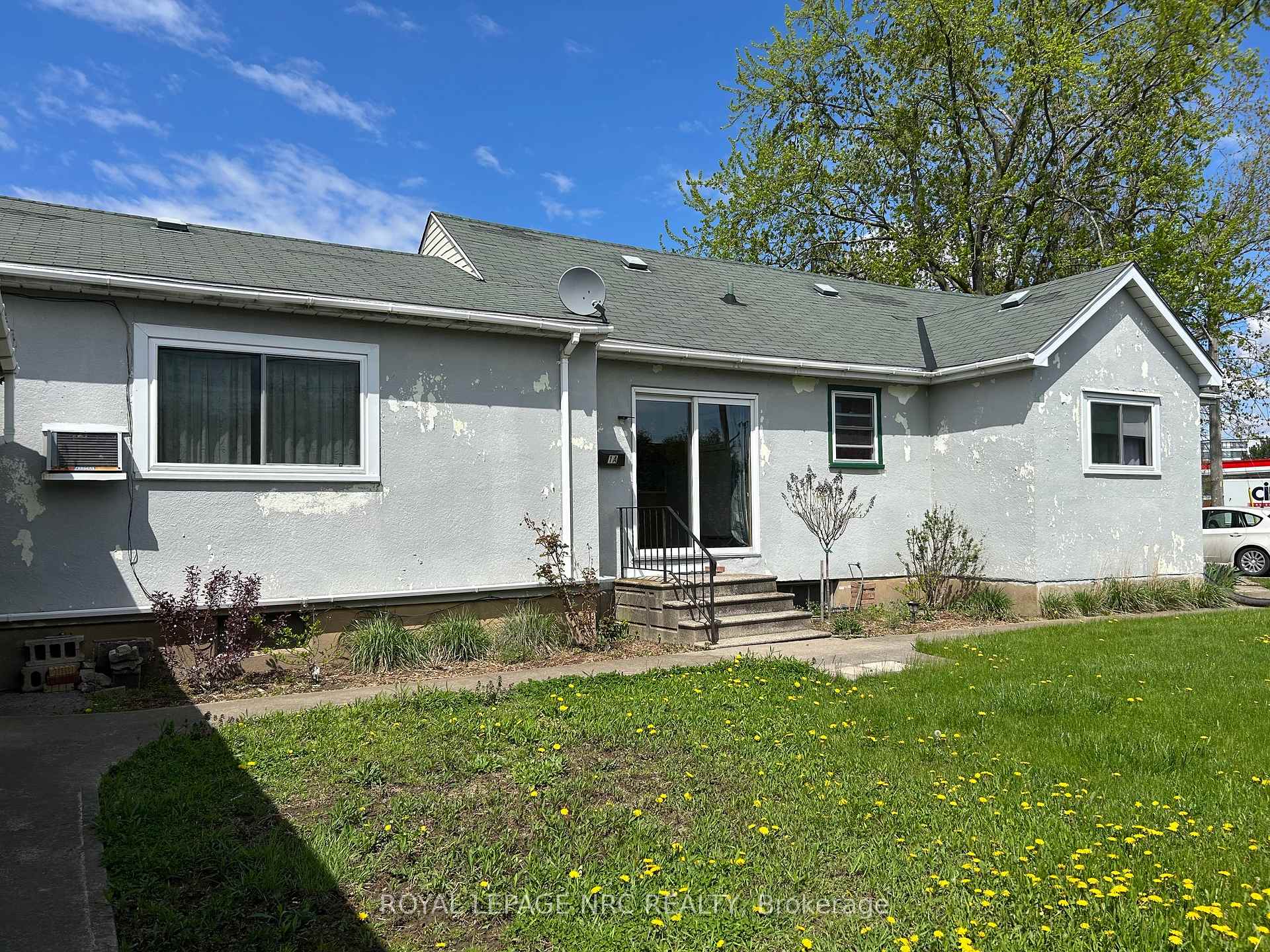 Photo 1 of 1 Klines Avenue, Welland, Broadway — HOMEH