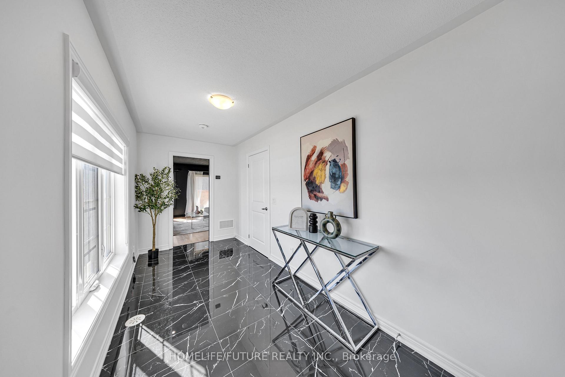 Photo 5 of 22 Morrison Crescent, Whitby, Rural Whitby — HOMEH