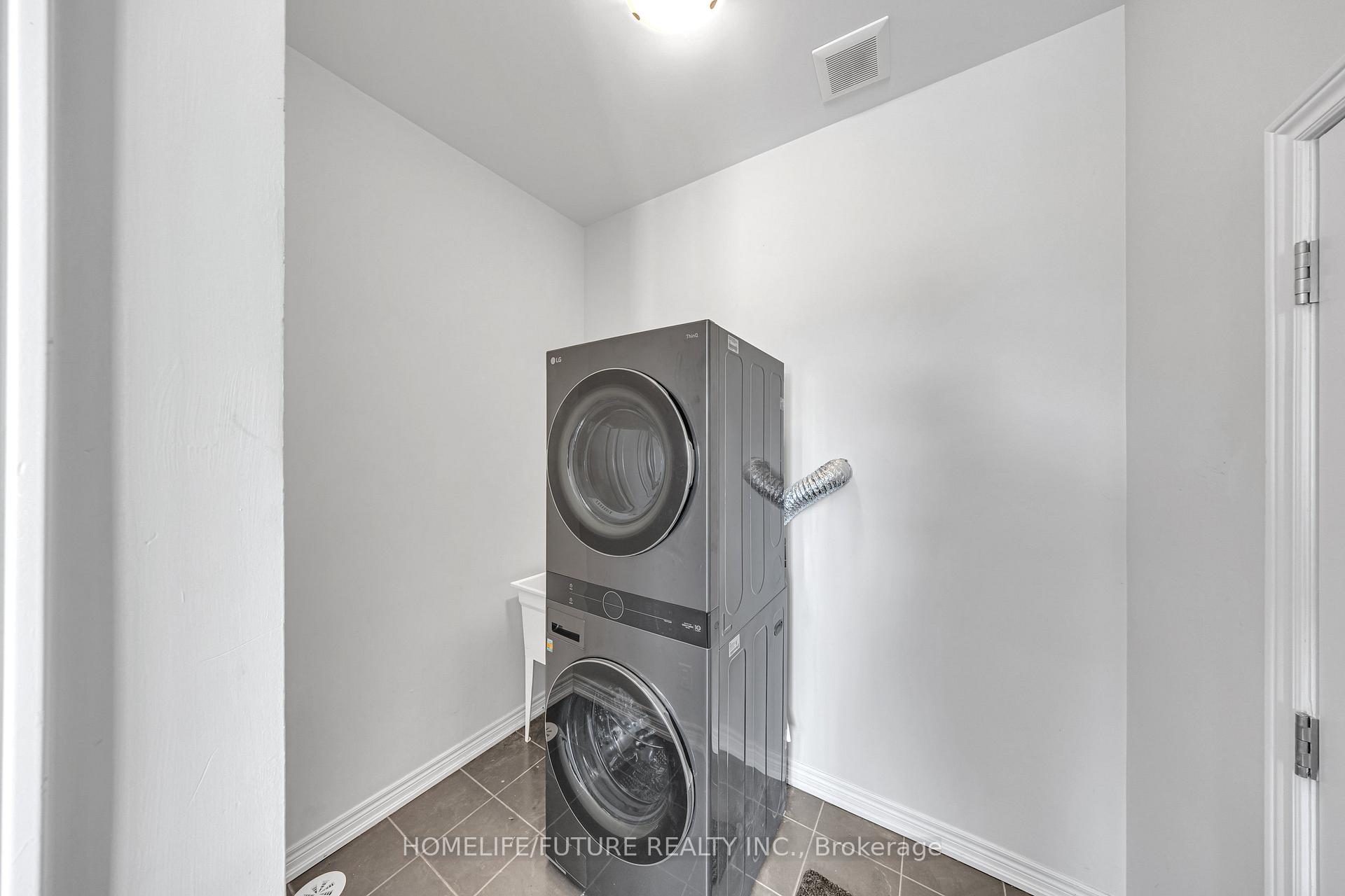 Photo 7 of 22 Morrison Crescent, Whitby, Rural Whitby — HOMEH