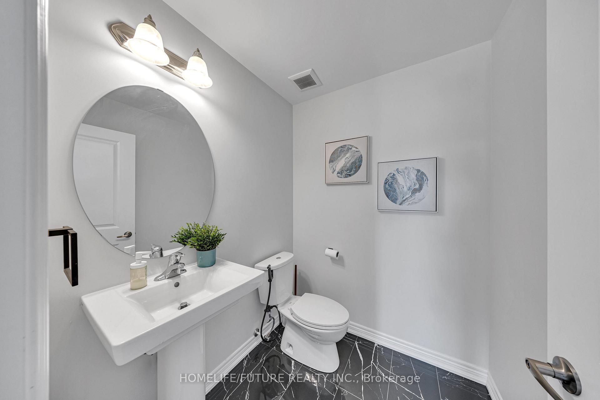 Photo 17 of 22 Morrison Crescent, Whitby, Rural Whitby — HOMEH