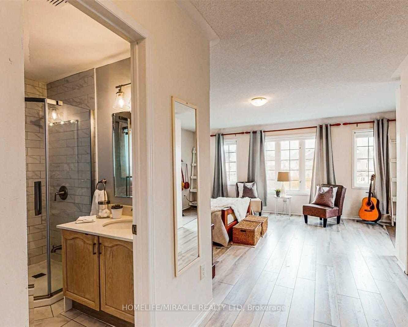 Photo 10 of 20 Forecastle Road, Whitby, Port Whitby — HOMEH