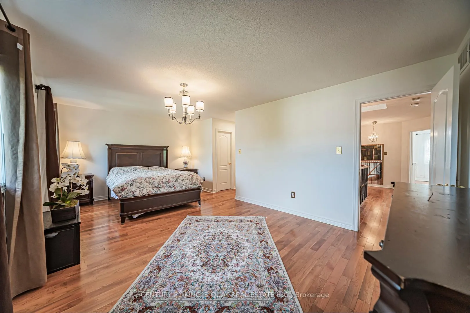 Photo 17 of 46 Pepperberry Road, Vaughan, Patterson — HOMEH