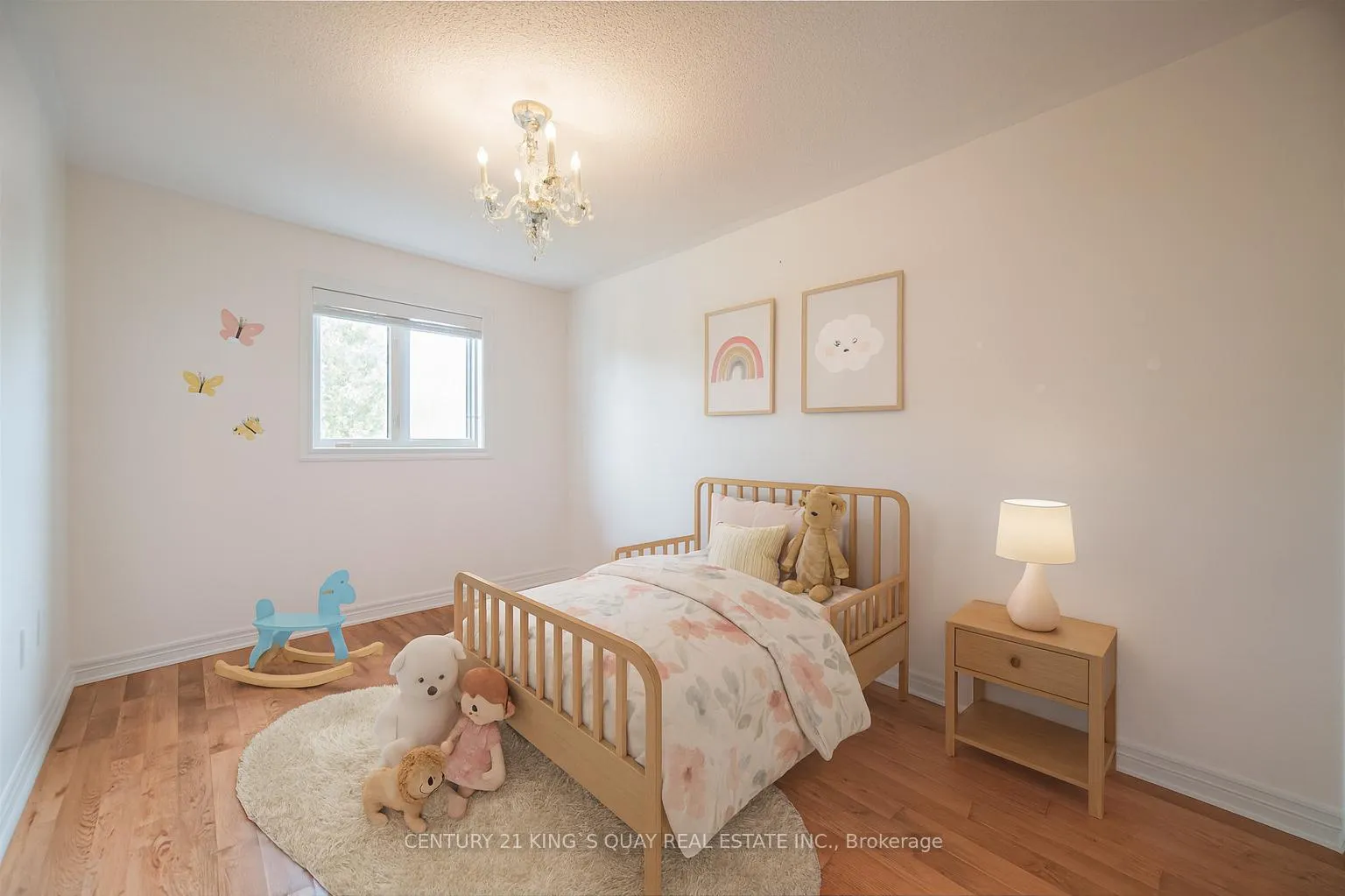 Photo 23 of 46 Pepperberry Road, Vaughan, Patterson — HOMEH