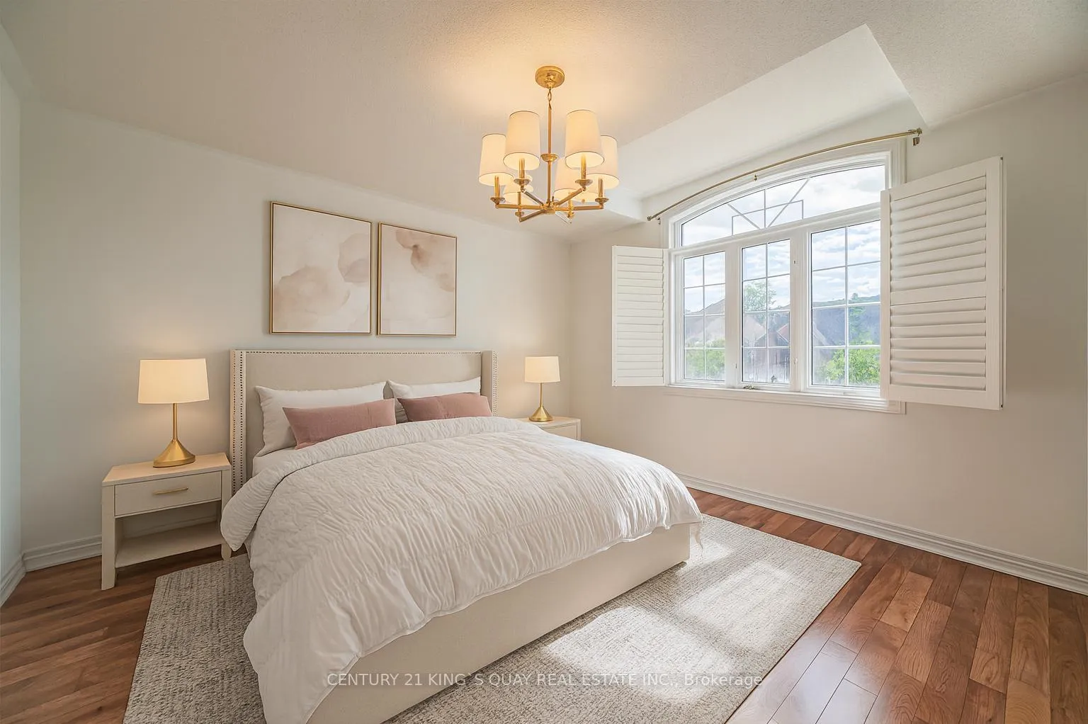 Photo 24 of 46 Pepperberry Road, Vaughan, Patterson — HOMEH